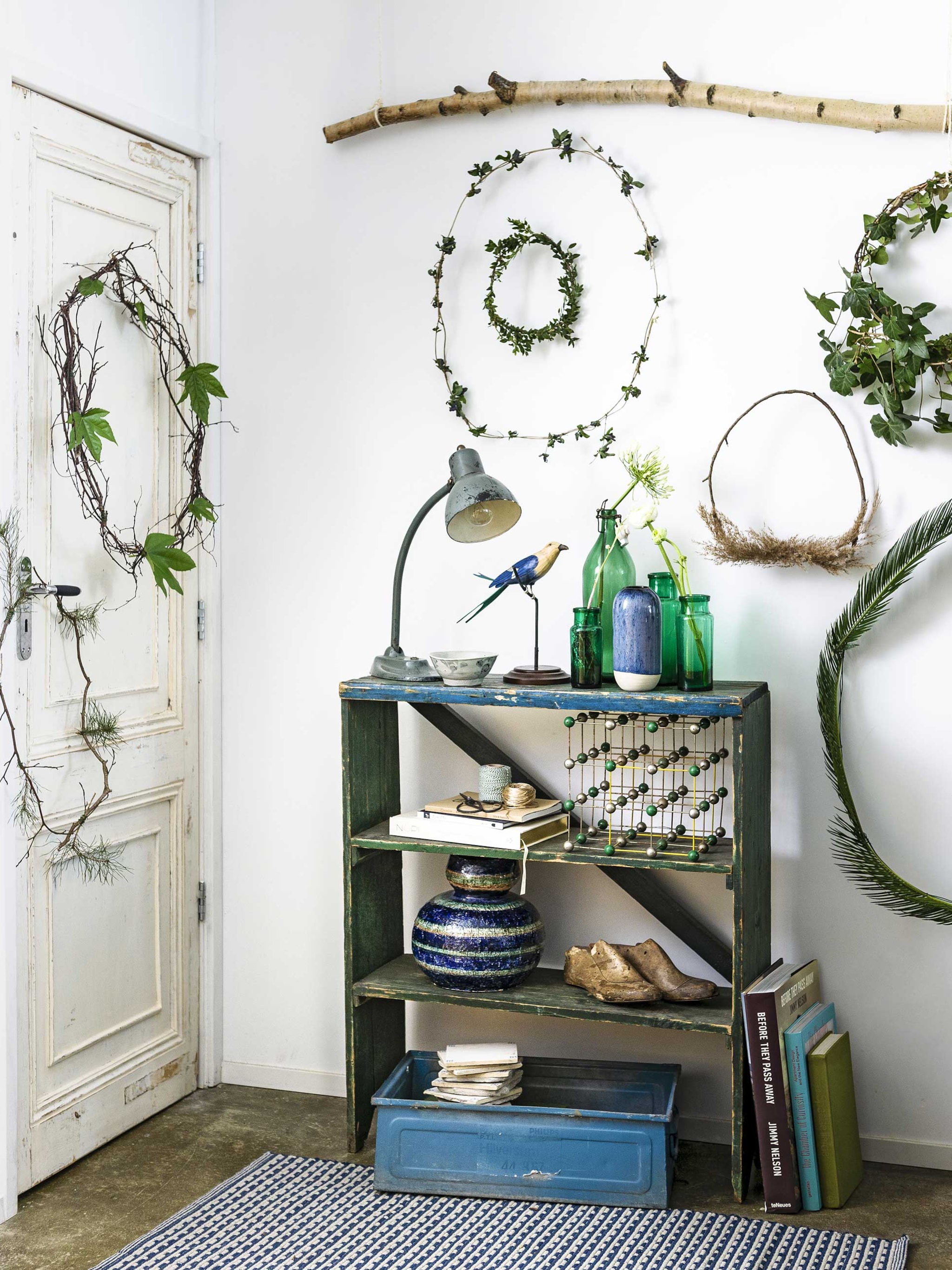 muurbloempjes groen aan de muur