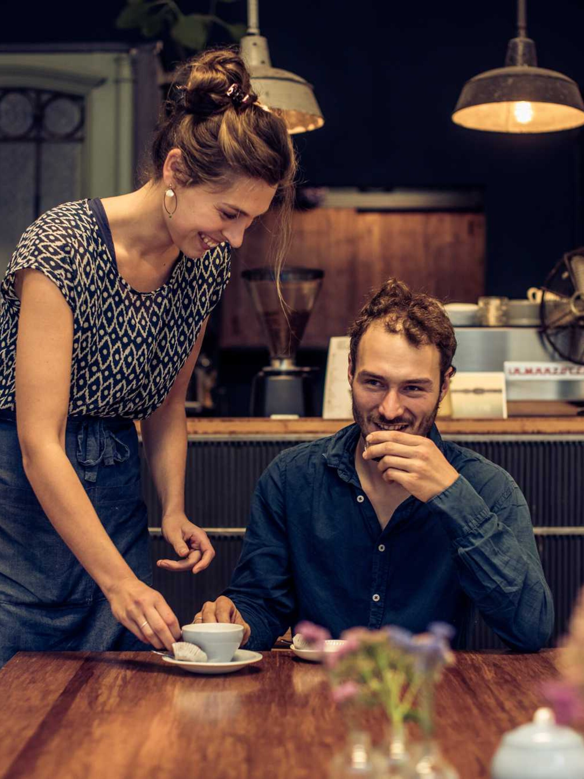 meubels juwelen en koffie ontdek koffie en staal
