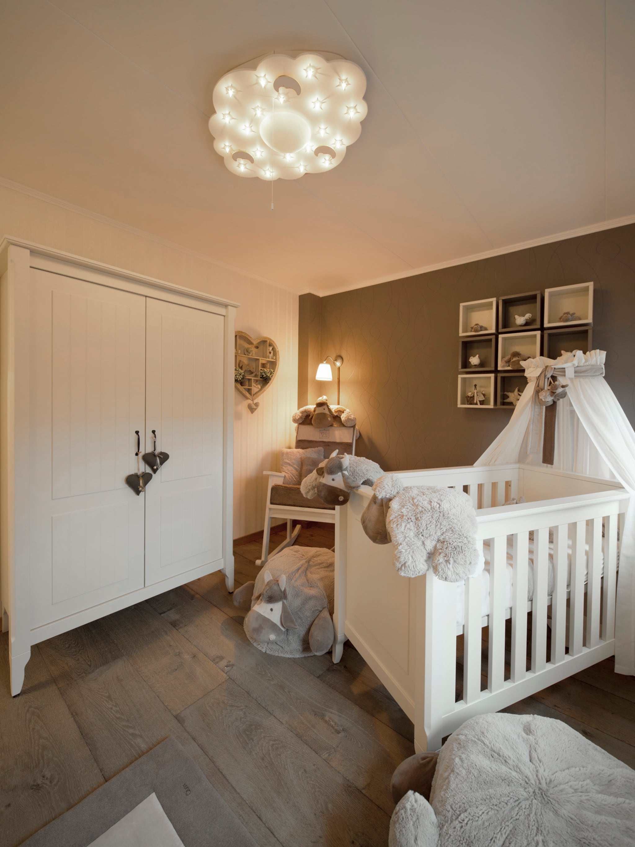 babykamer taupe