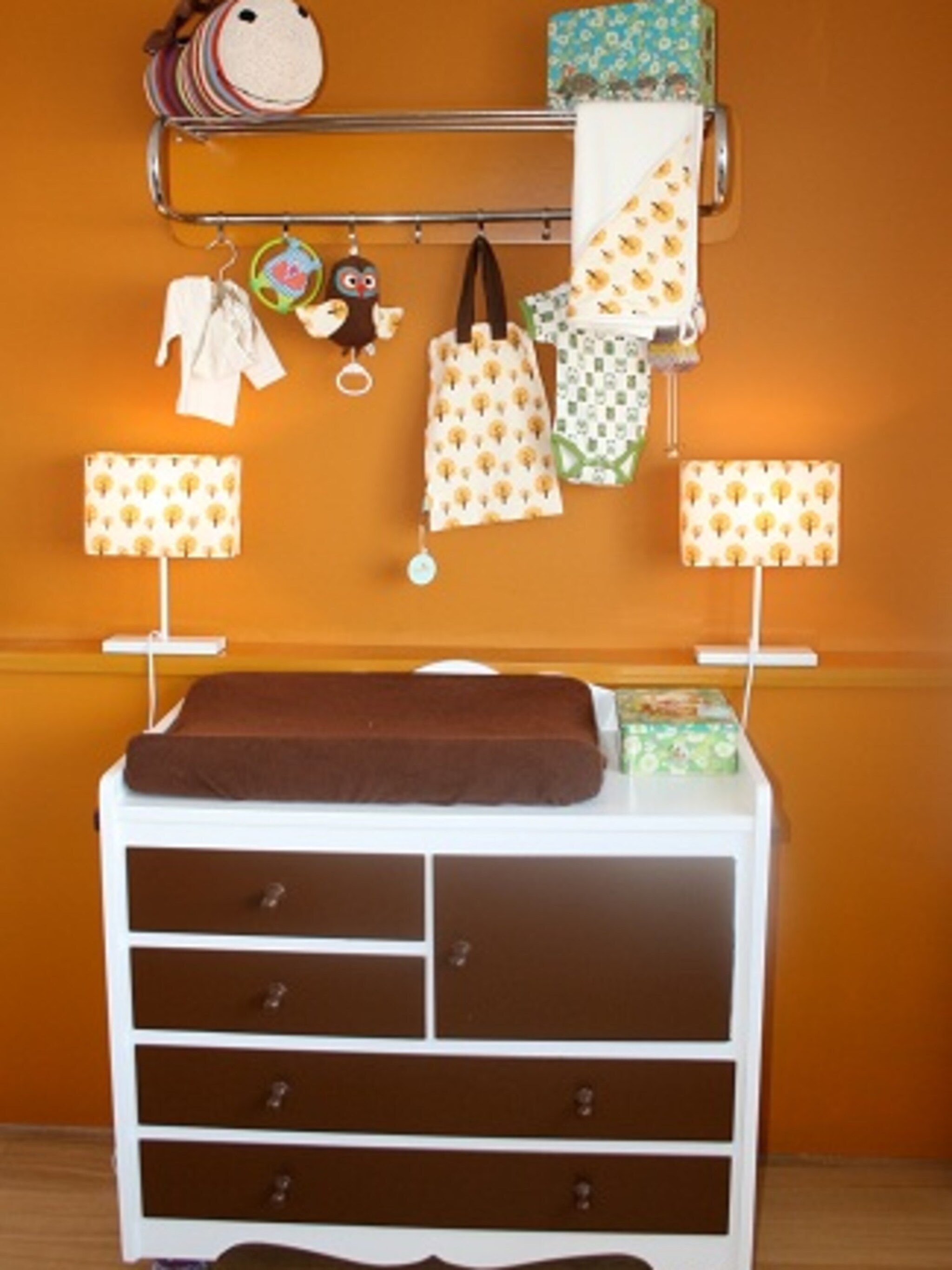 retro commode