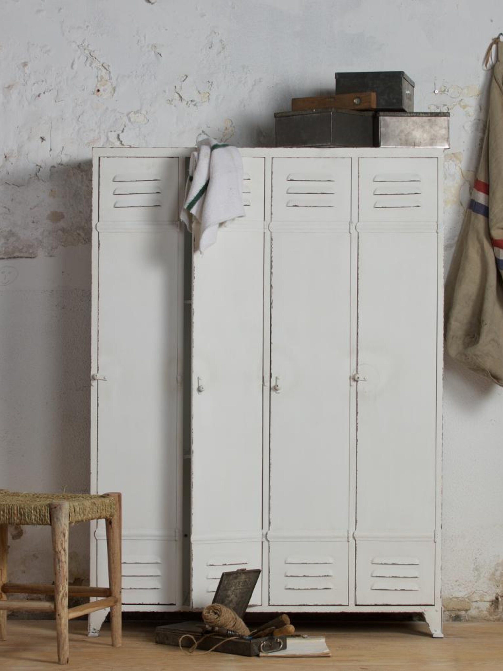 lockerkast in de kinderkamer