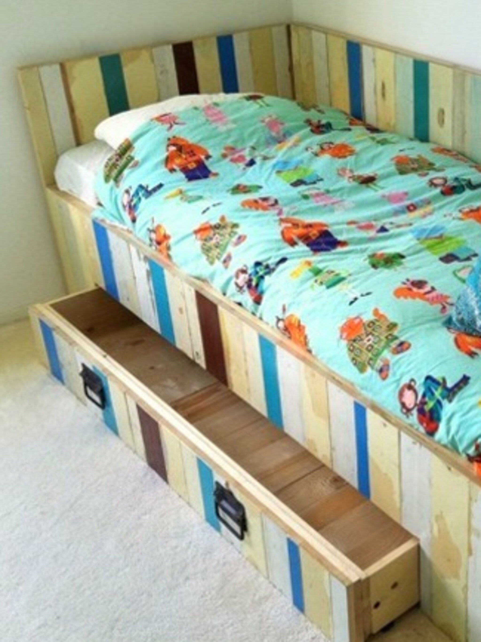 kinderbed sloophout