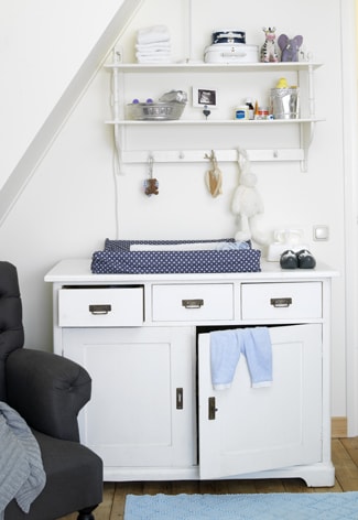 Nieuwe inklapbare commode met aankleedkussen, veiligheidsgordel en opbergvakken (grijs