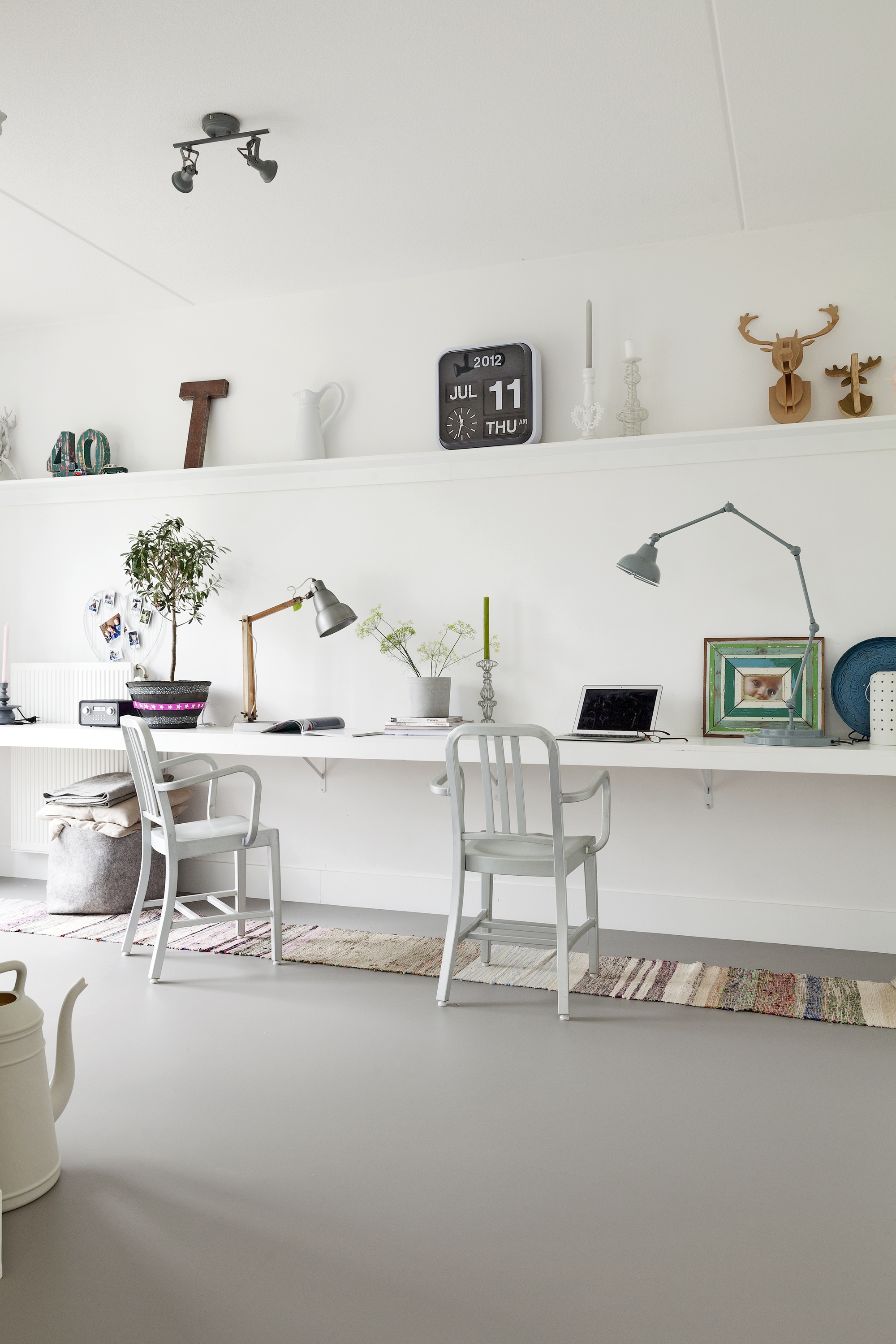 Marmoleum Selected By Piet Boon, kleur Piet Boon 01 vtwonen september 2013 | Fotografie Jansje Klazinga | Styling Frans Uyterlinde