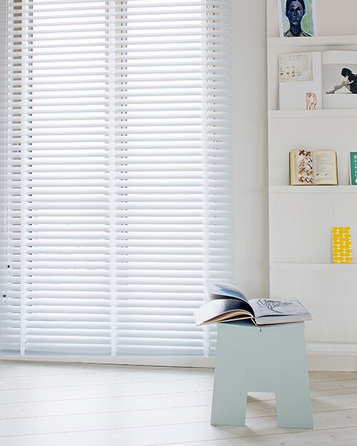 beeld vtwonen huis luchten voor iedere bezichtiging luxaflex wit pronkrek boeken
