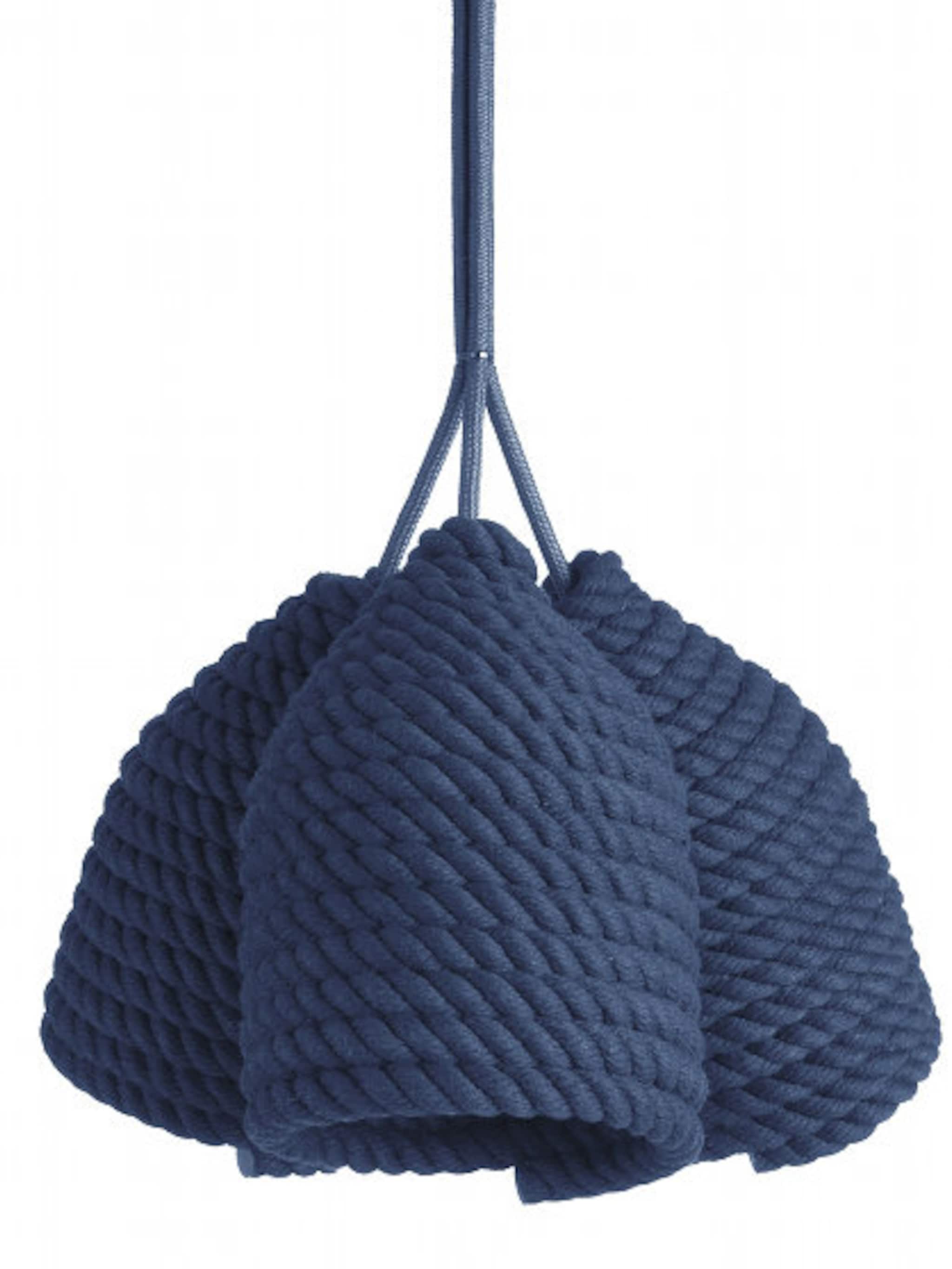 simpele maar moderne lamp van touw