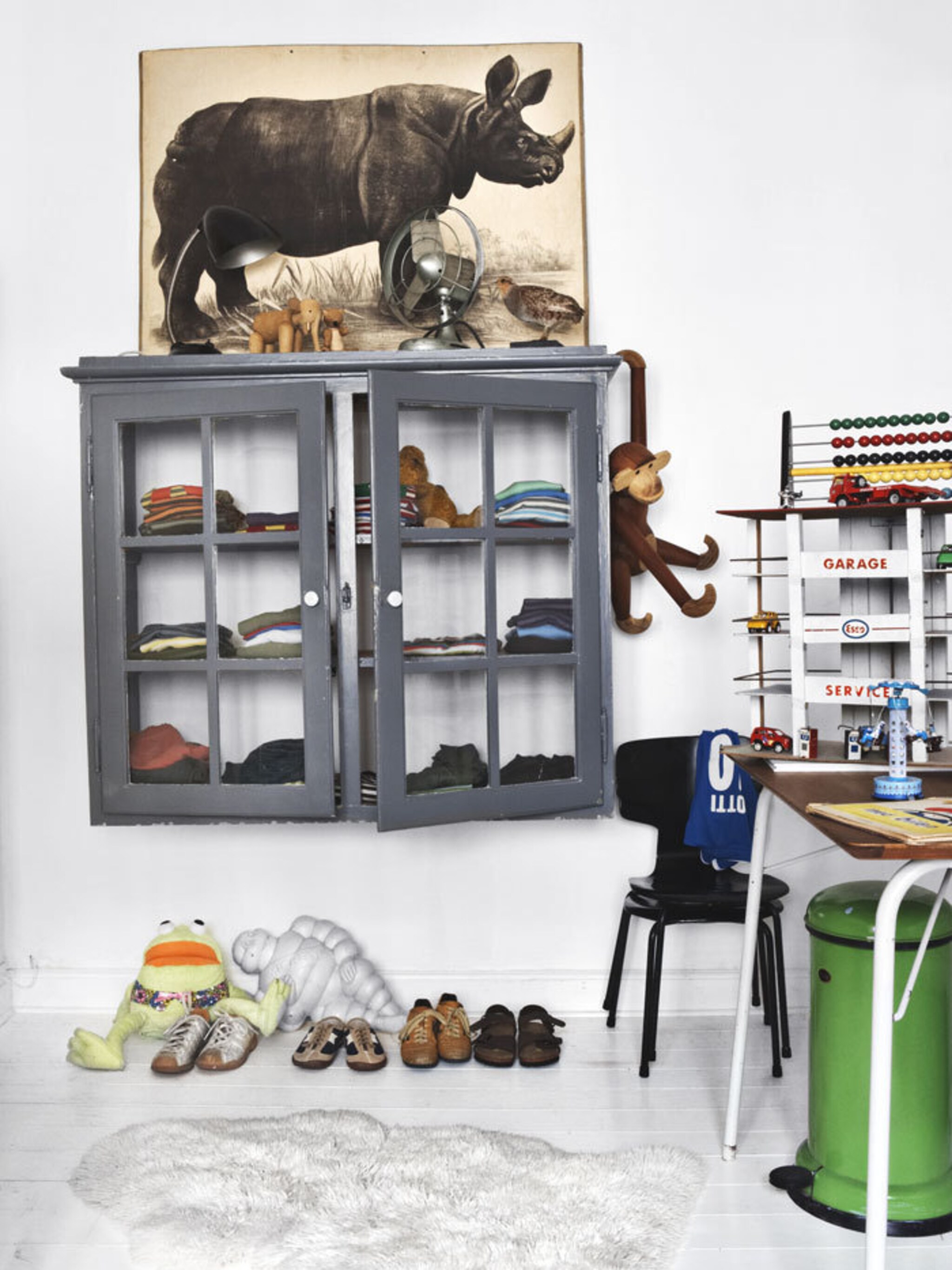 net even anders oplossing kast aan de muur