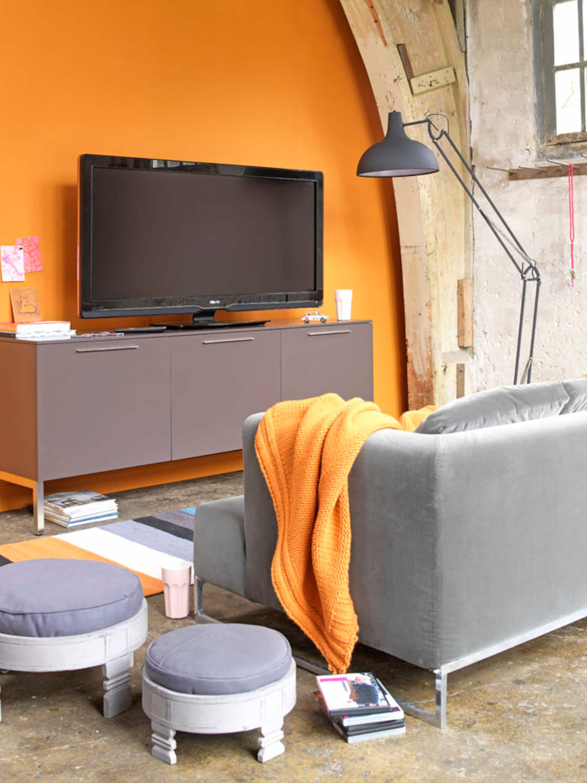 thuisbioscoop met een dressoir