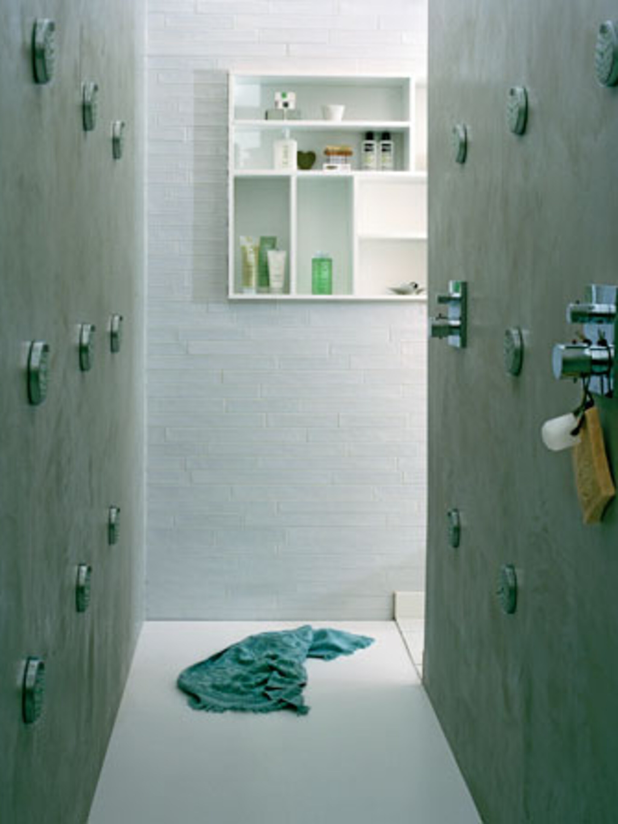open douche dat oogt lekker ruim