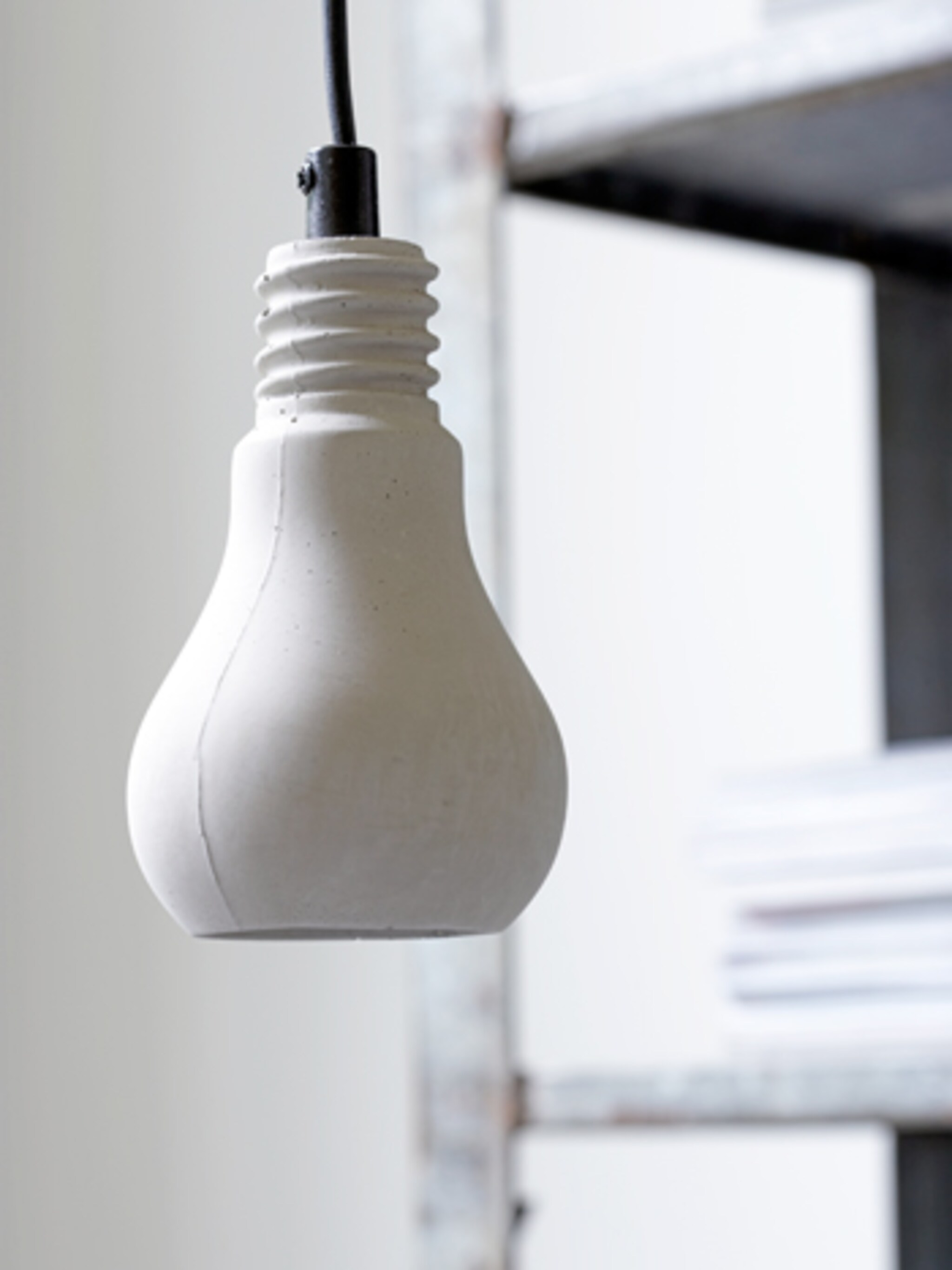 betonnen peerlamp