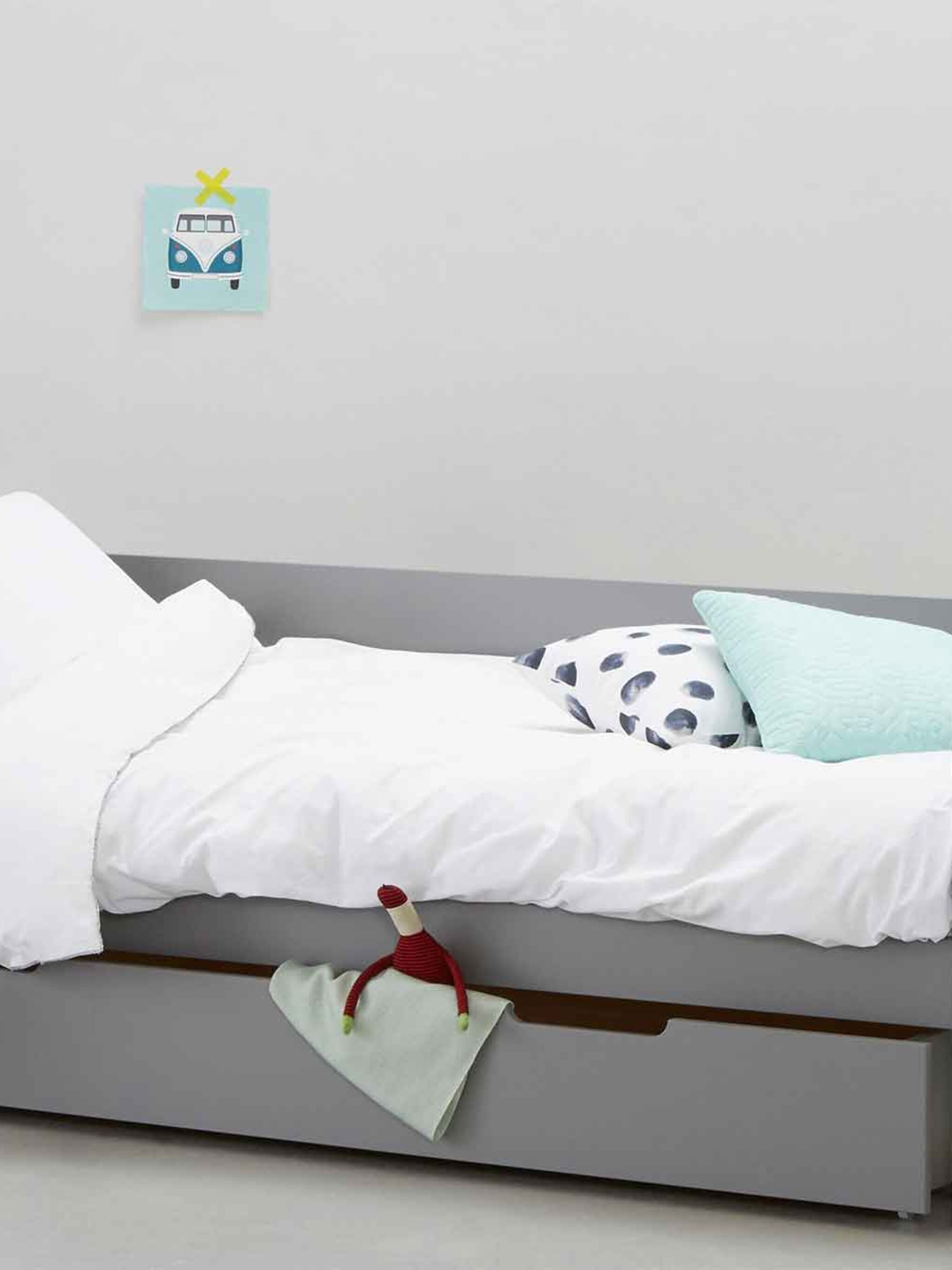 bed met opbergruimte