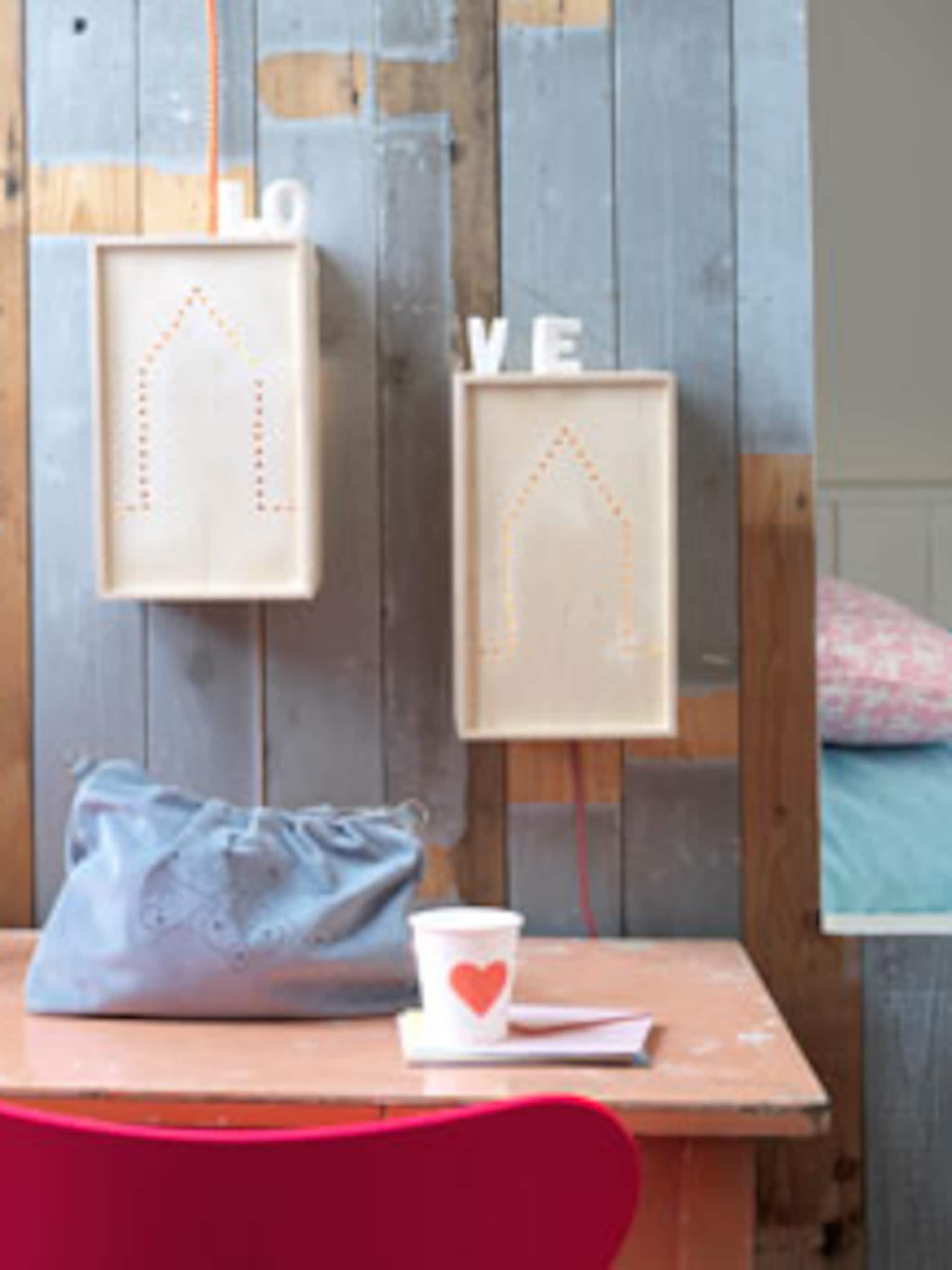 wandlamp maken van oude lade