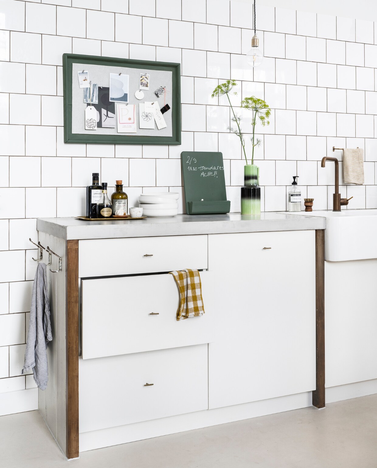 vtwonen 02-2023 | productie Corrien Flohil, Rolien van der Leeuw | styling Fietje Bruijn | fotografie Stan Koolen | tekst Anna van der Heijden
