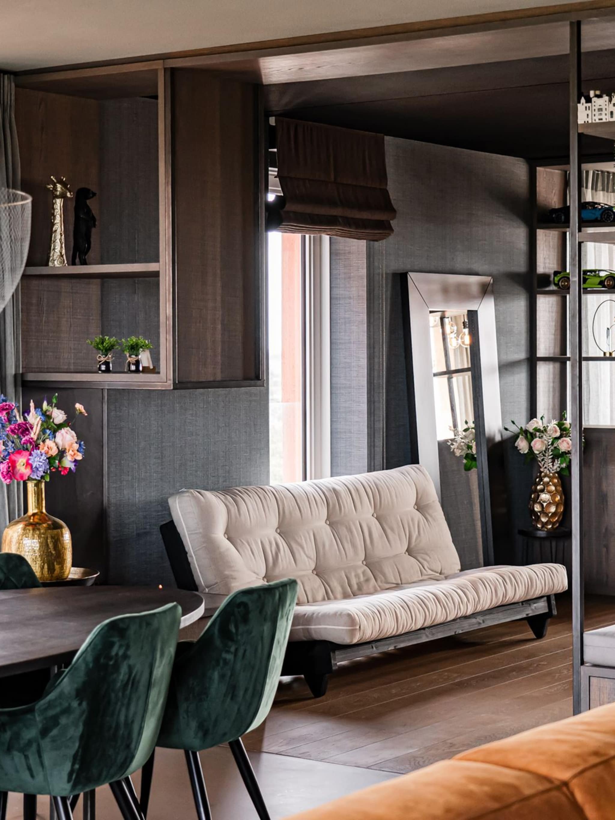 funda find chic appartement in haarlem met zwarte plafonds