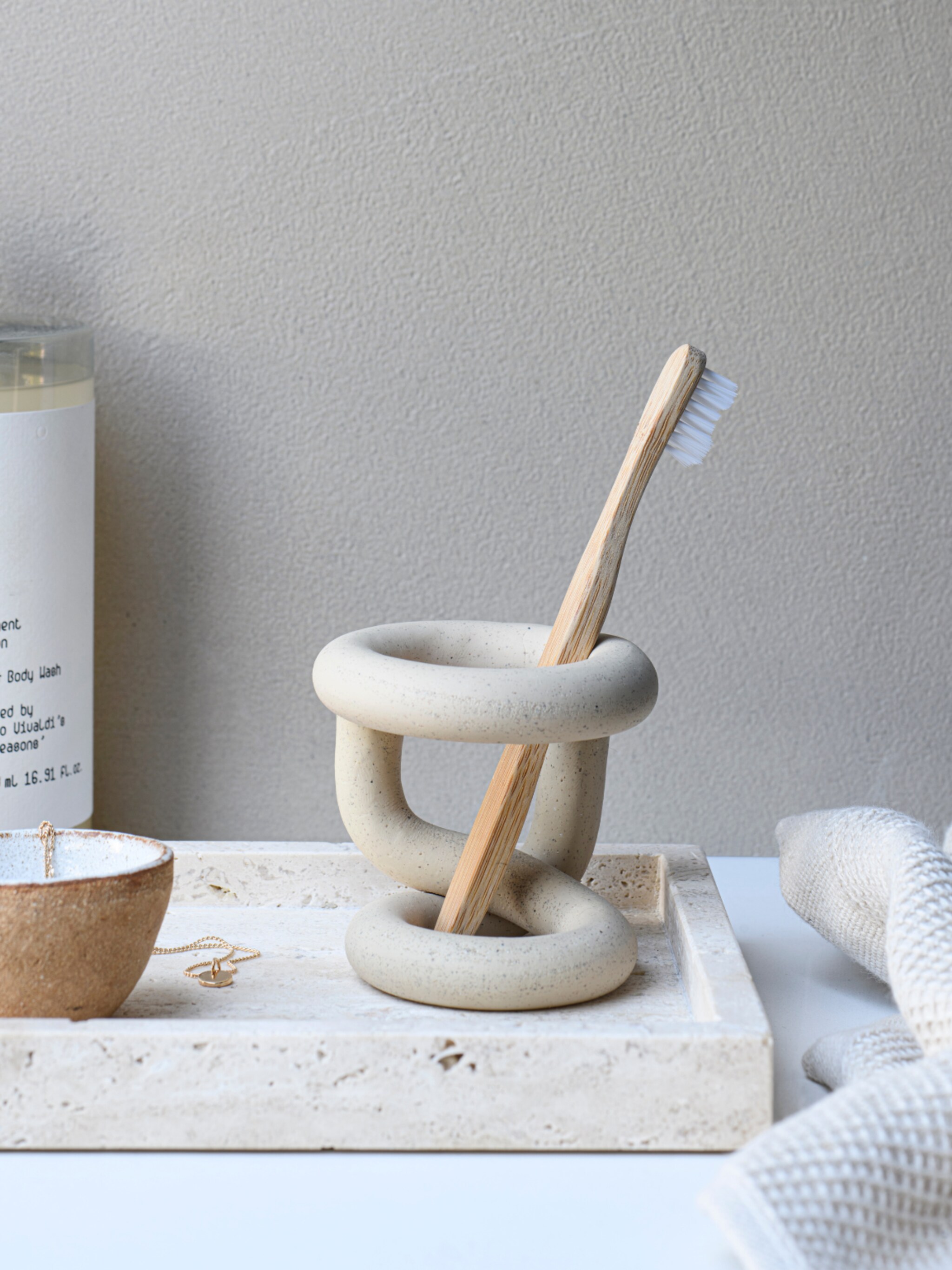 diy tandenborstelhouder van klei