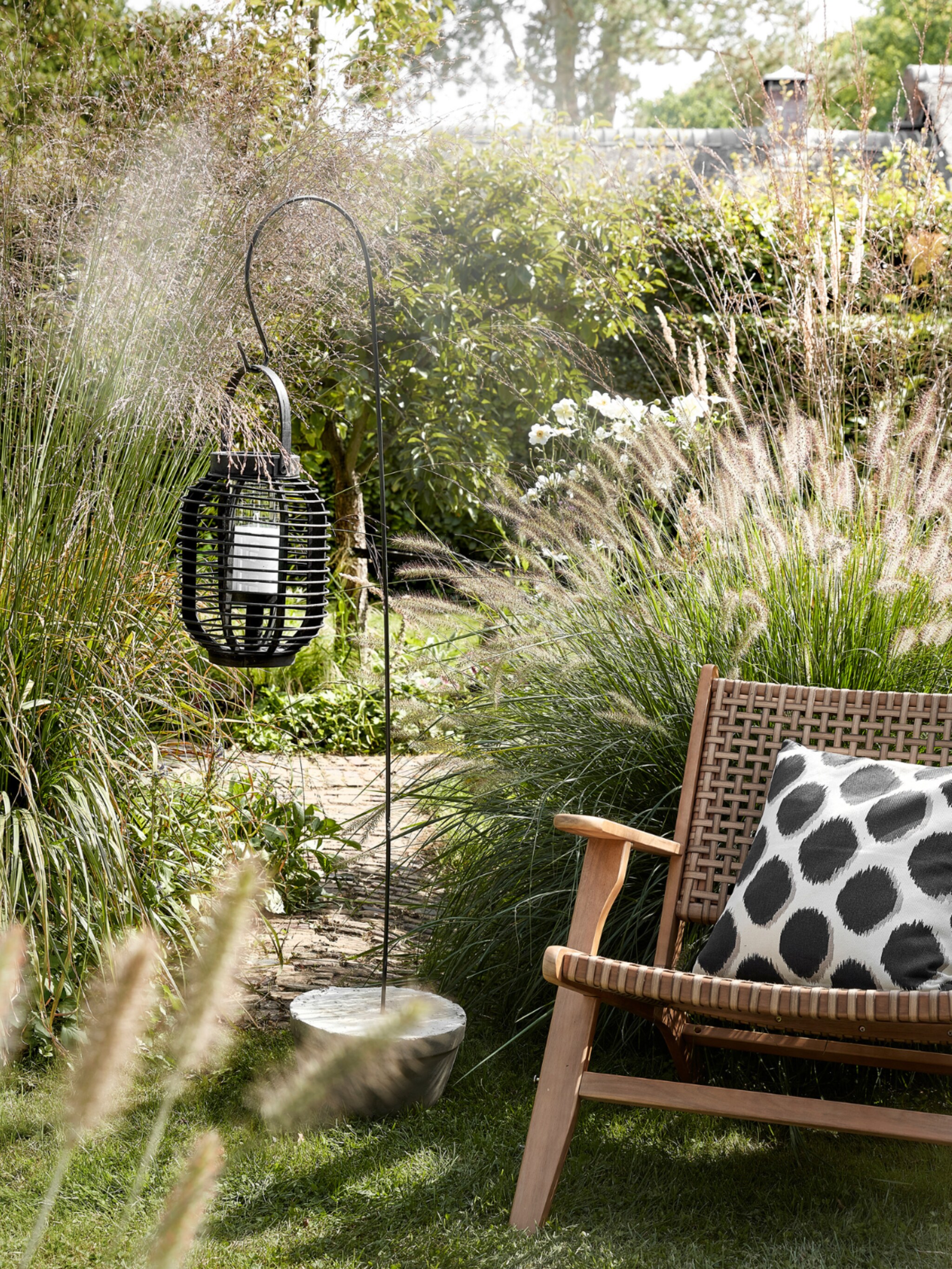 diy voor in de tuin of op het balkon een lantaarnvoet