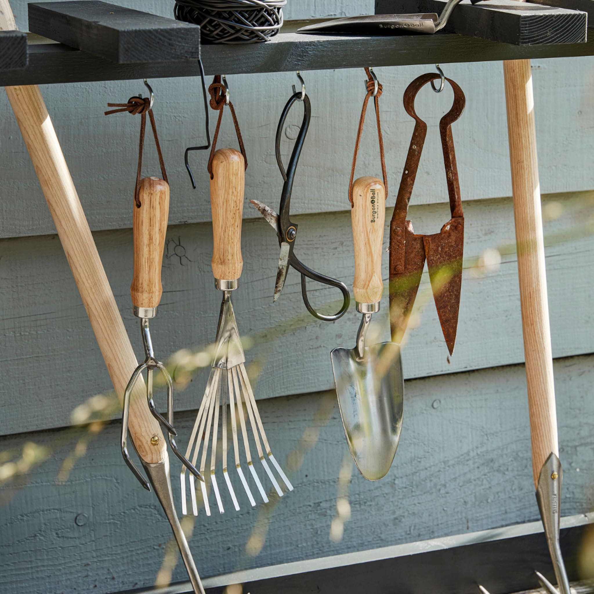 onderhoud je tuin met de december onderhoudskalender