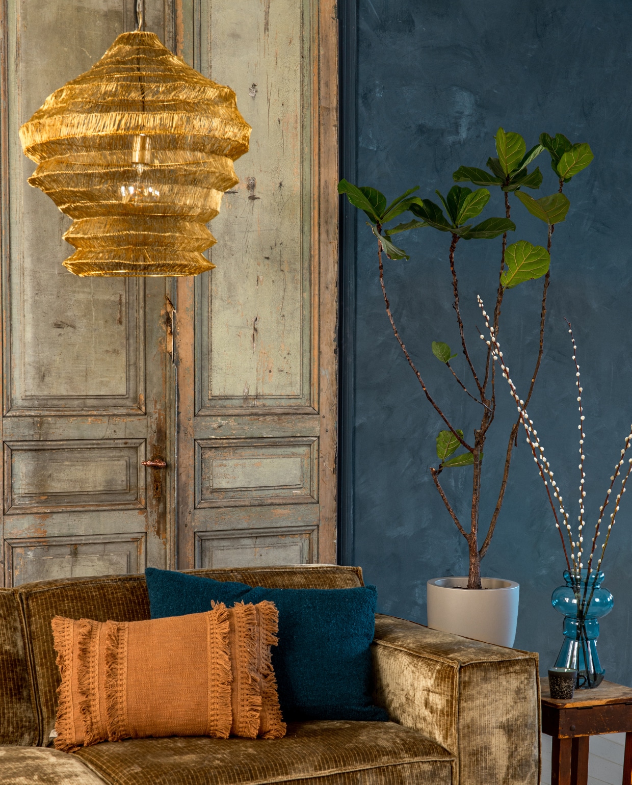 Gouden Oosterse hanglamp, QAZQA, €69,95 (bij bol.com)