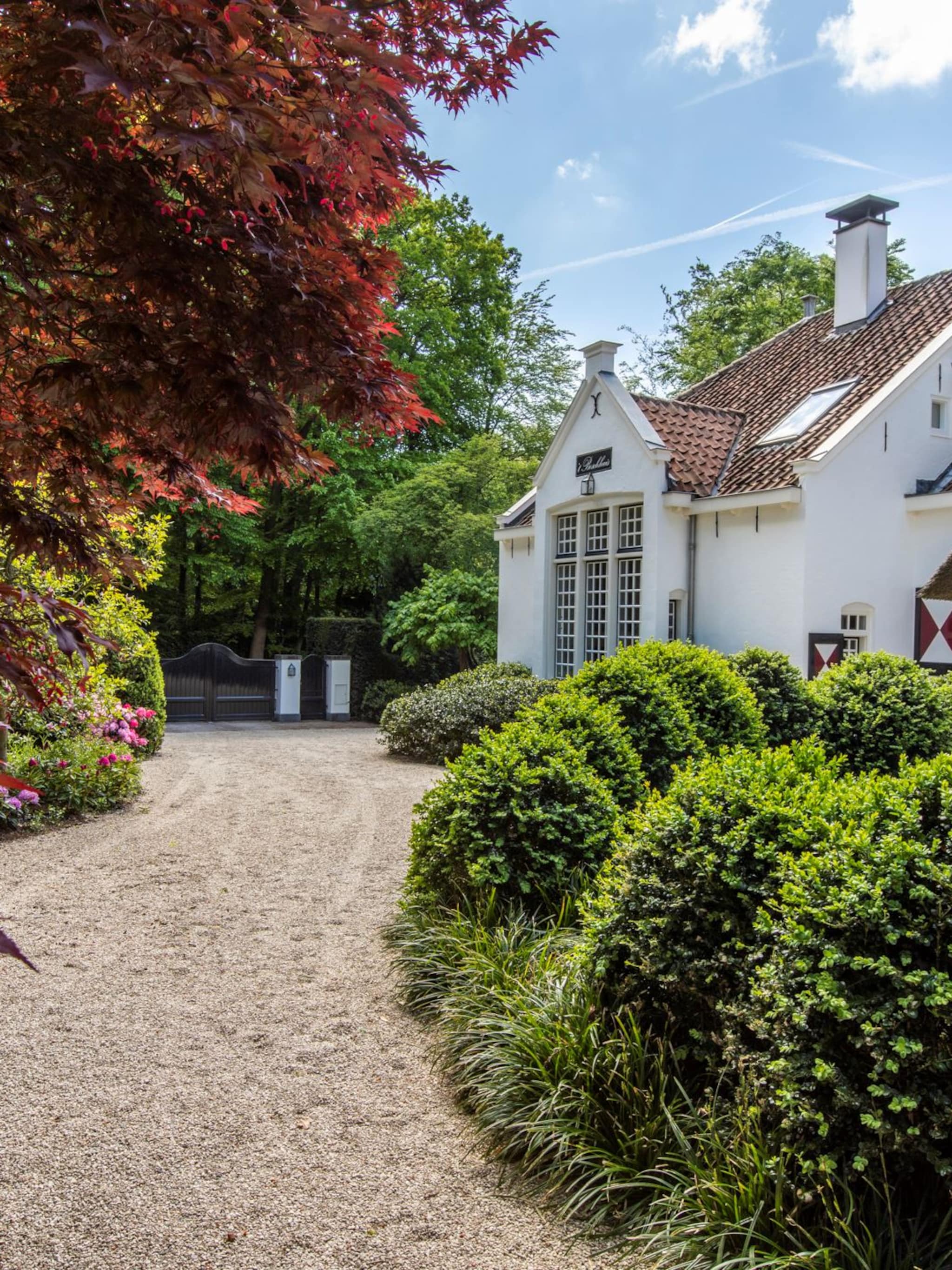 funda parel uniek landhuis in blaricum