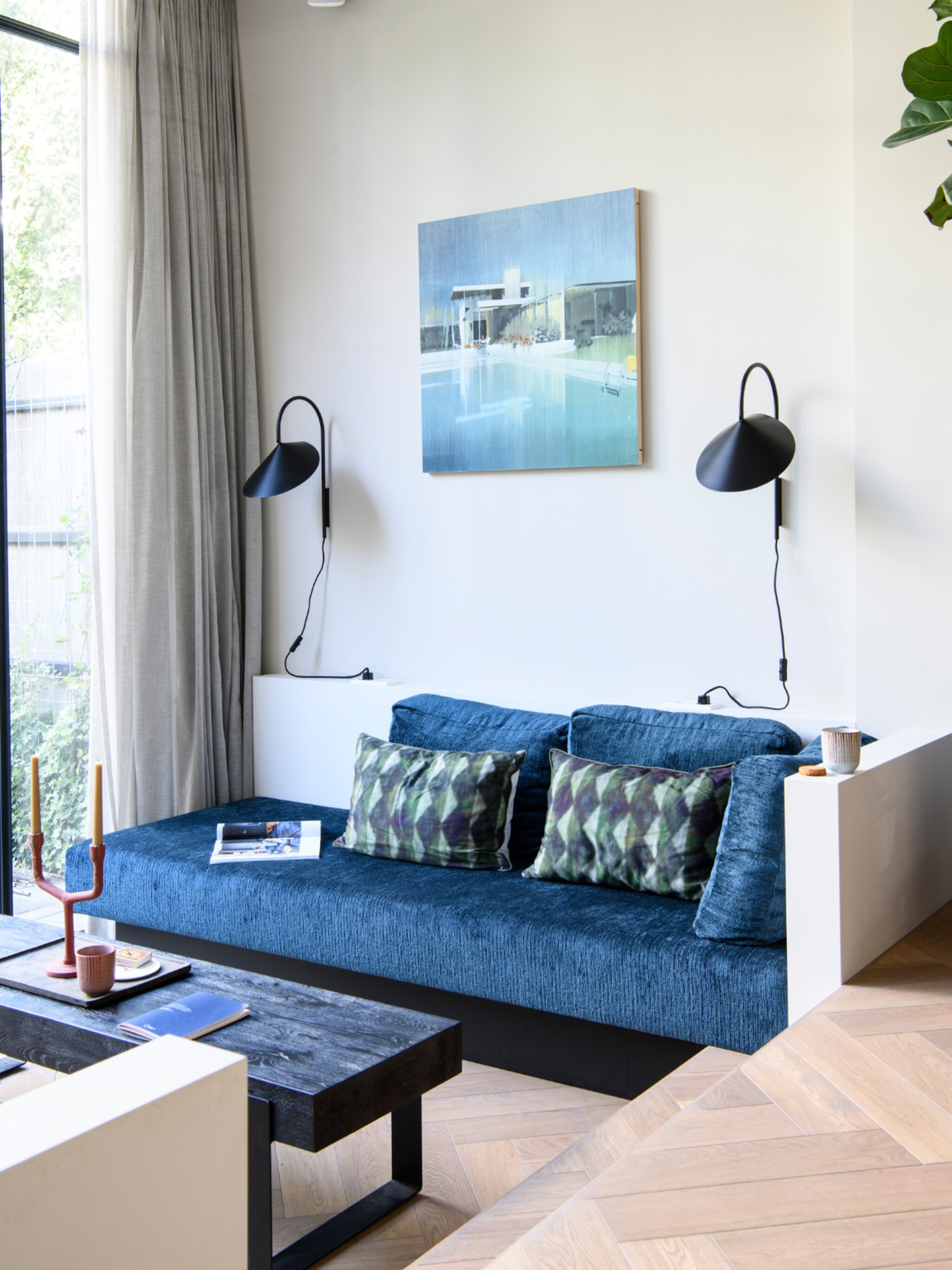 woonidee een zitkuil in de woonkamer zorgt voor een gezellige sfeer