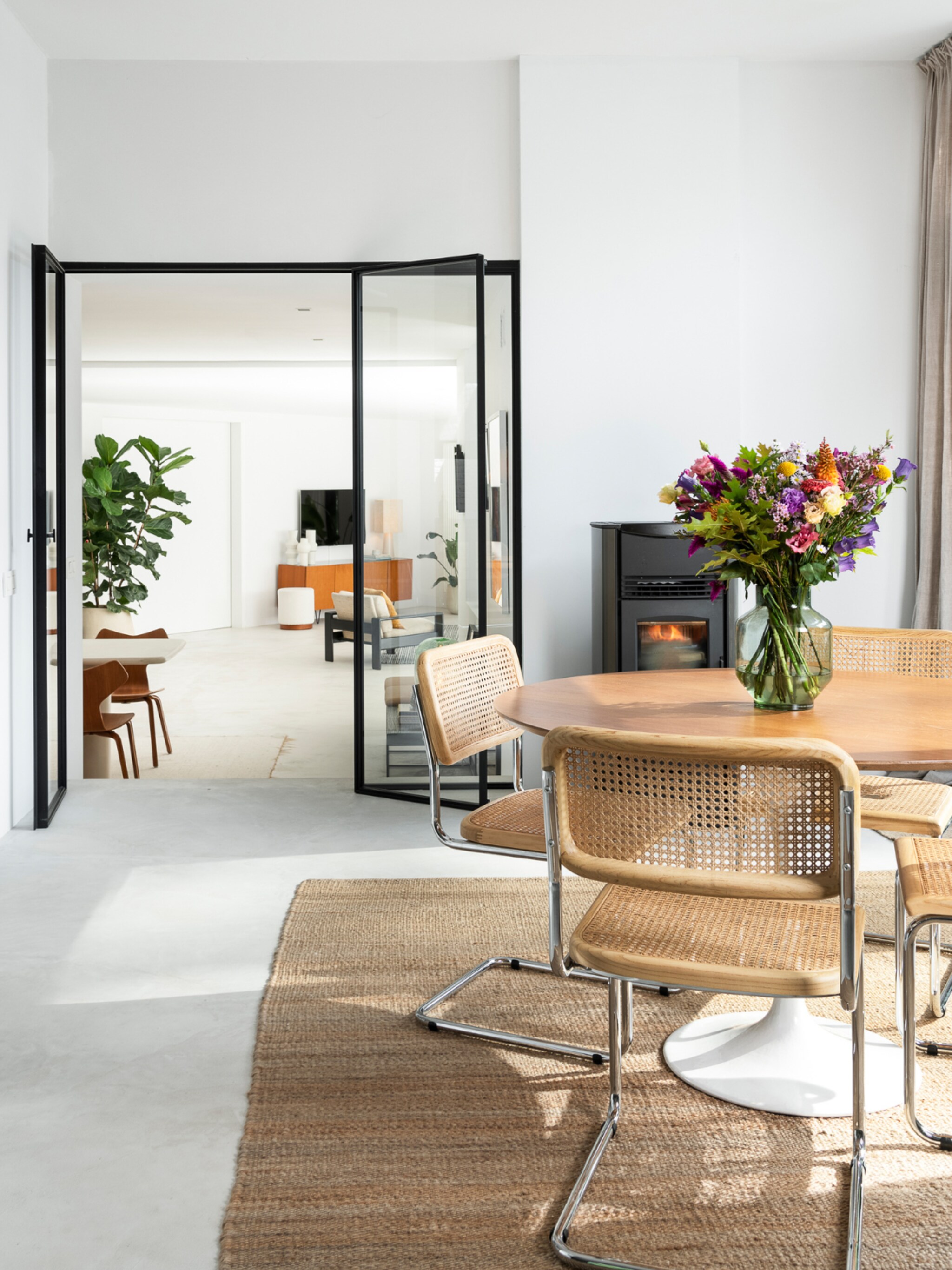 woonidee mix en match materialen voor een interieur met diepte