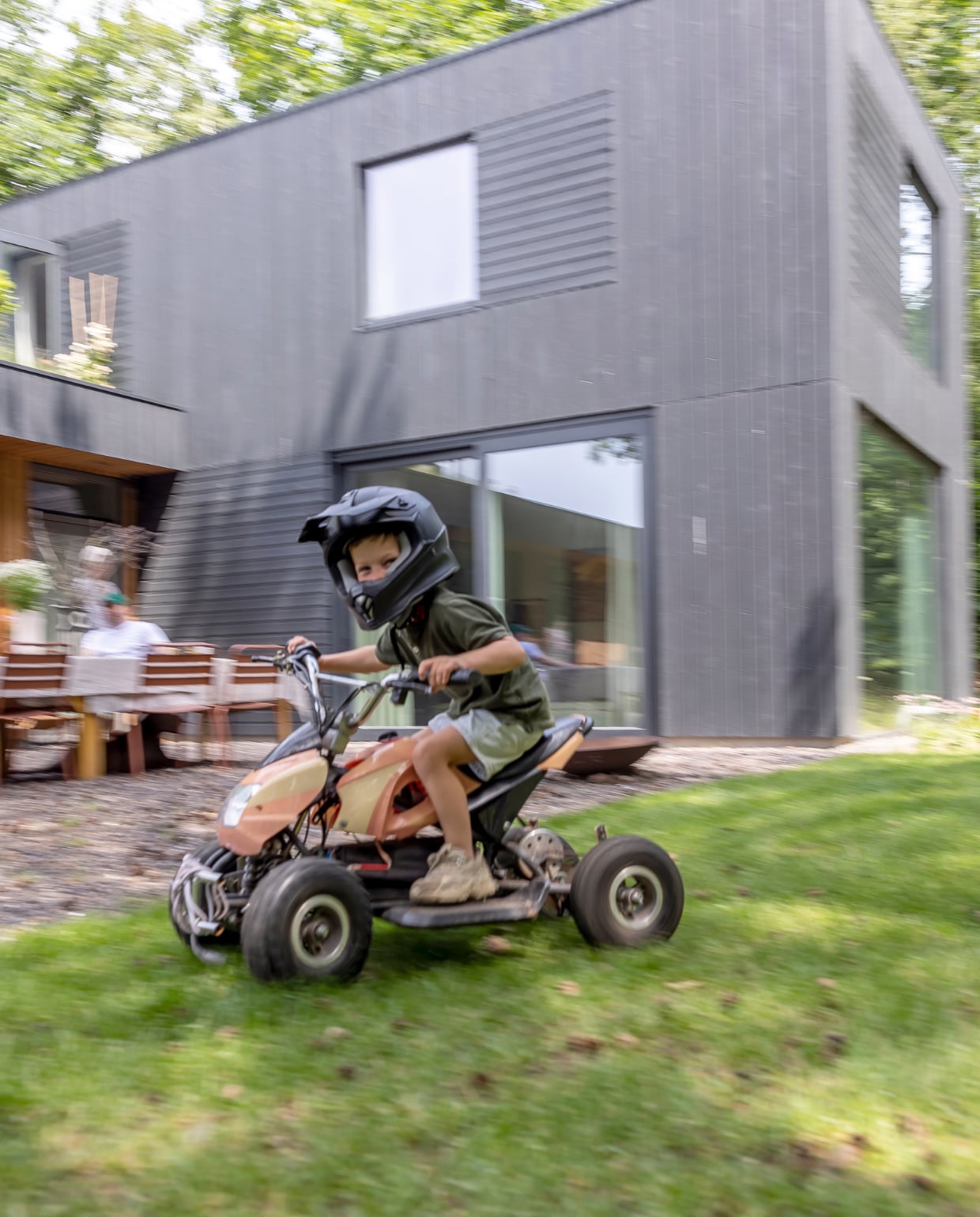 Tuinstoelen MaximaVida. Overig onbekend. vtwonen 05-2023 | fotografie Henny van Belkom