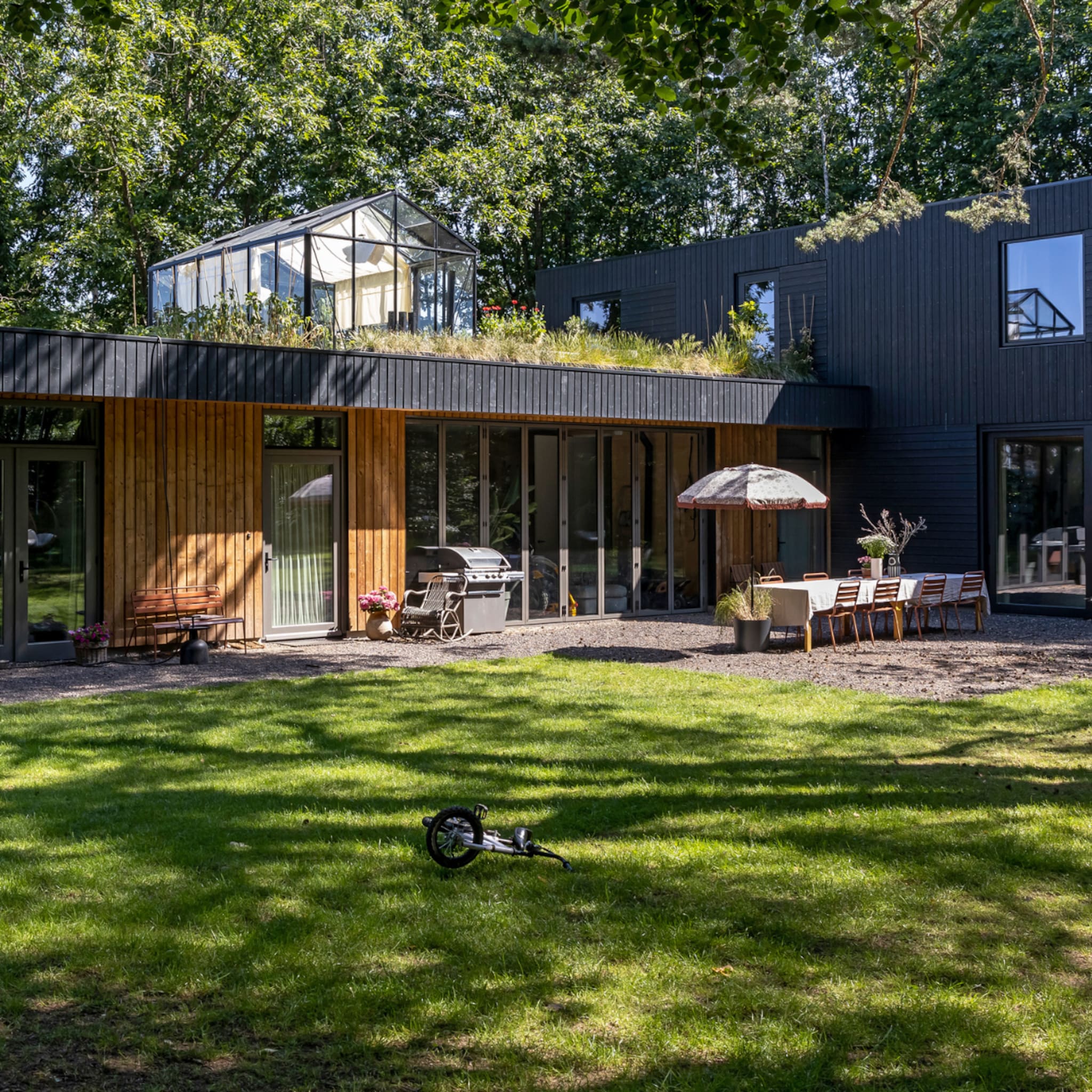 binnenkijken in een duurzaam gebouwd boshuis