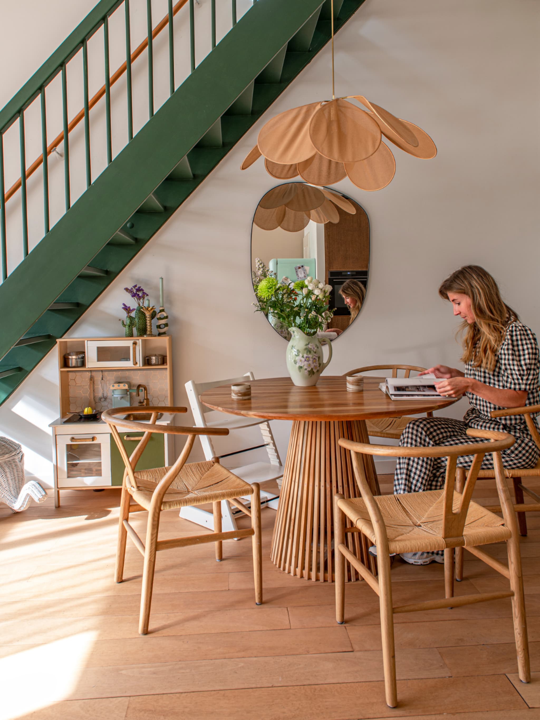 woning met hoge plafonds en lichtinval
