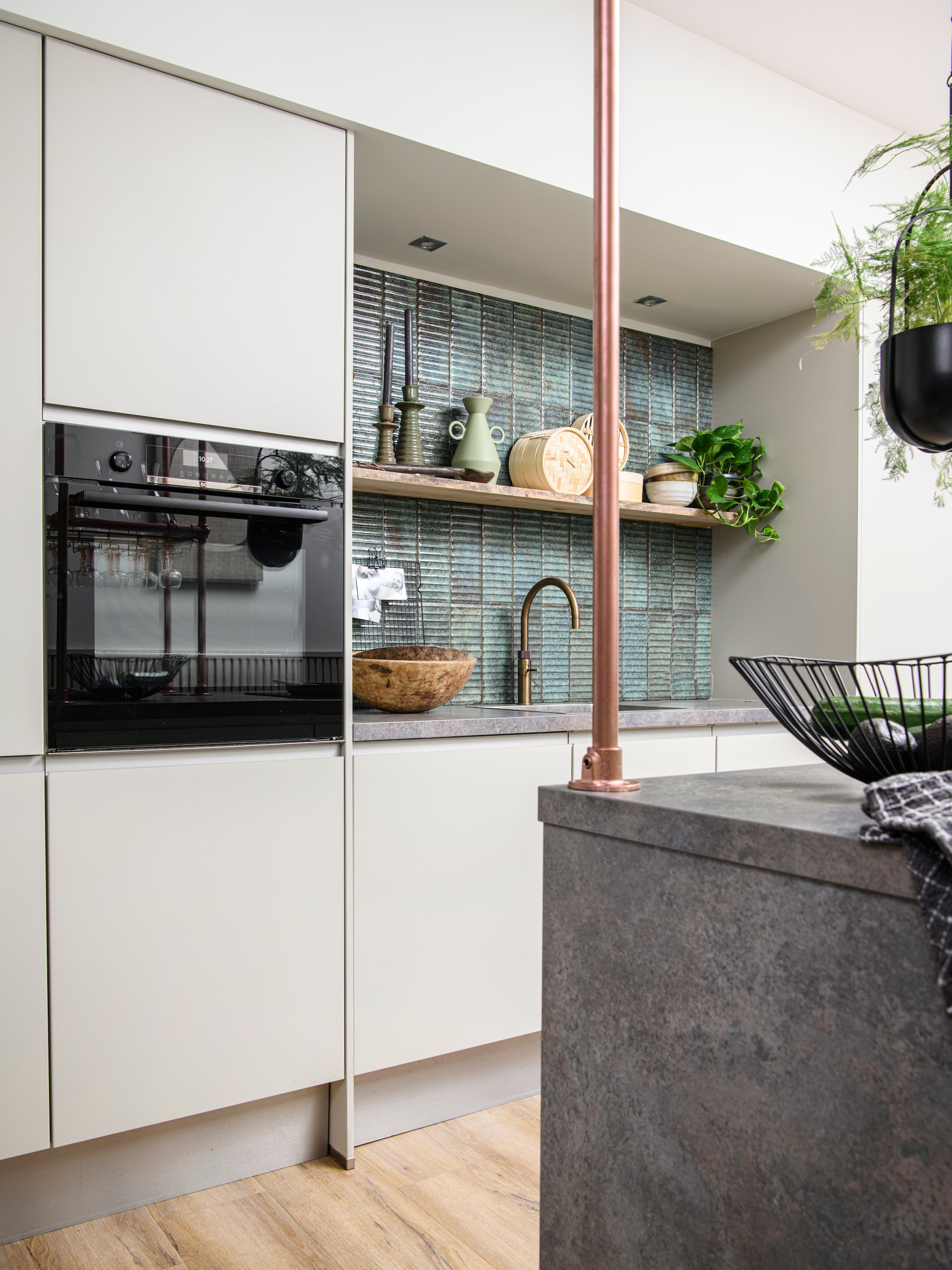 binnenkijken in een designkeuken met bistro restaurantvibe in den haag