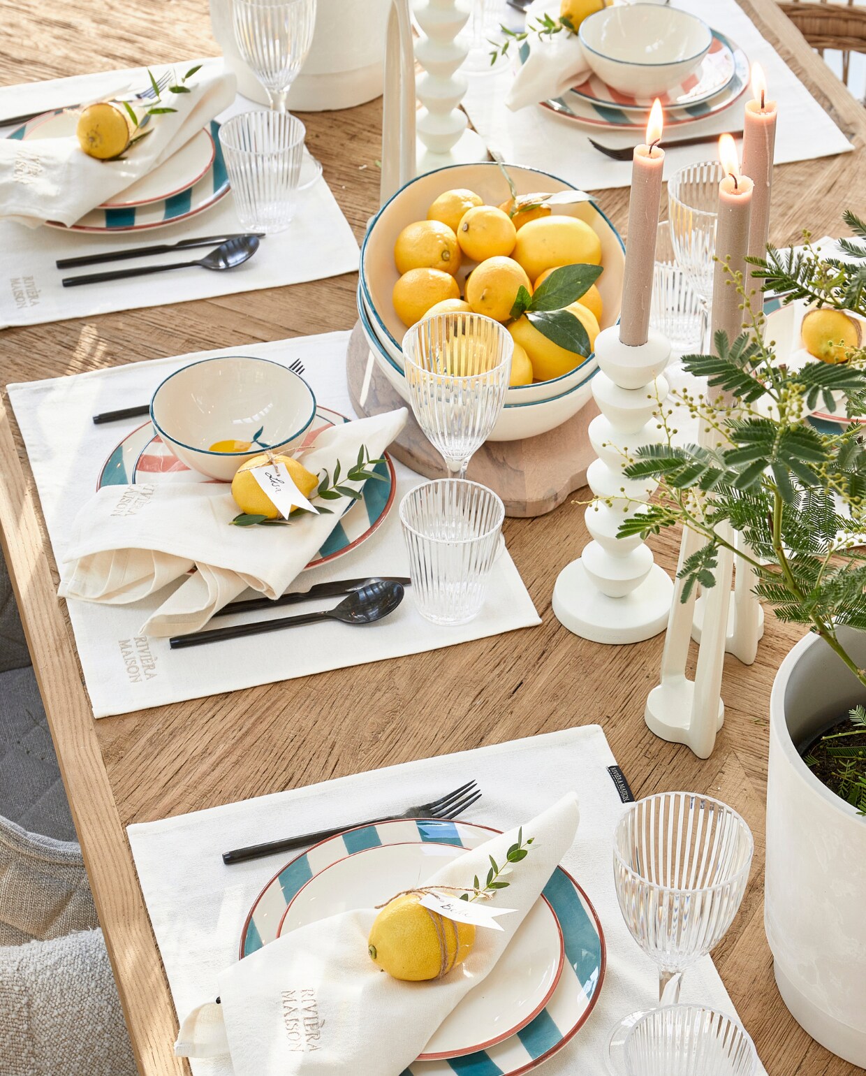 beach vibes met deze accessoires haal je de zomer in huis