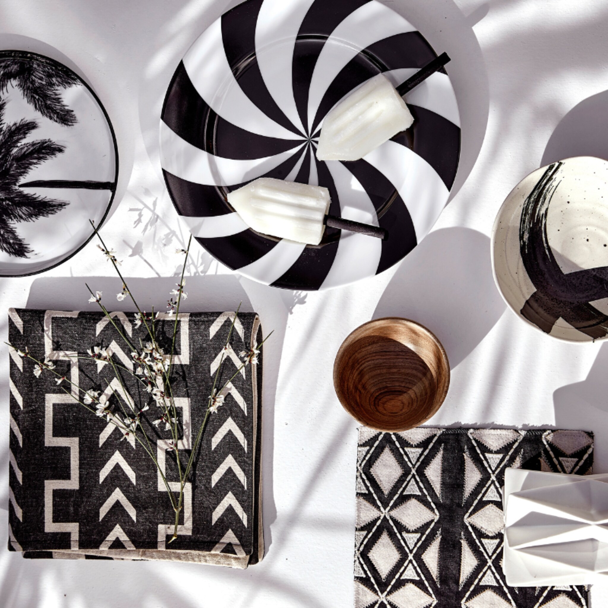 van moodboard tot buitenparadijs zwart en wit gaan perfect samen in grafische dessins