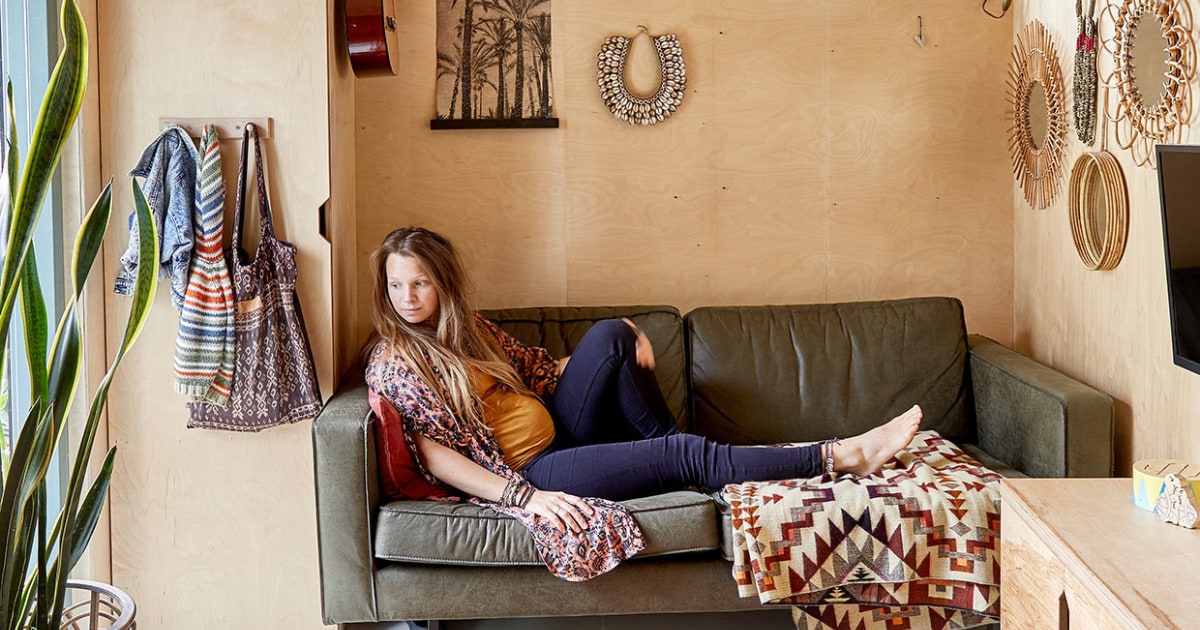 Binnenkijken in een tiny tuinhuis in Wijk aan Zee