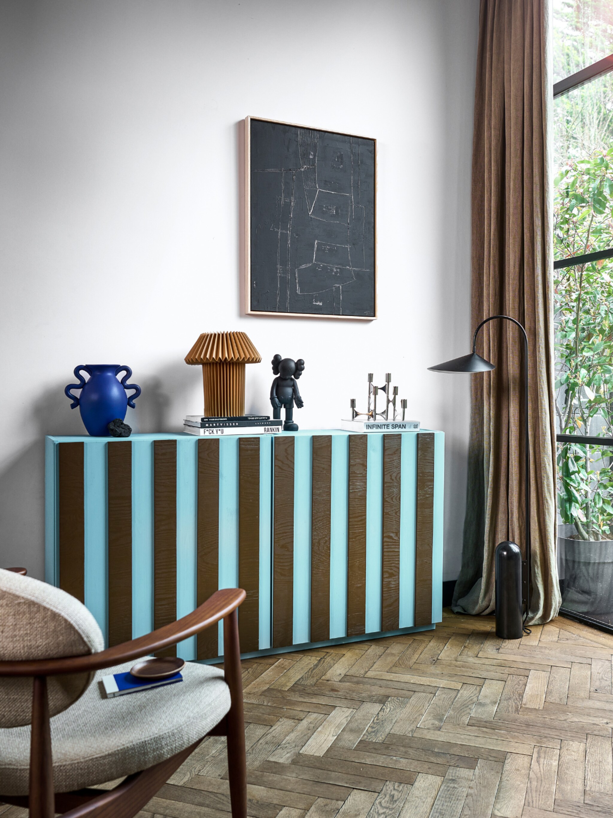 ikea hack verander publieksfavoriet ivar in een funky dressoir