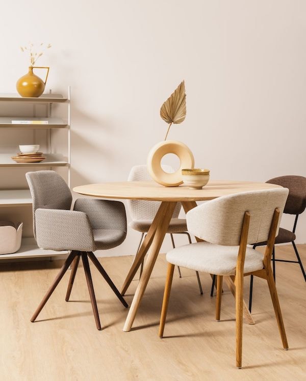 HelloChair | vt wonen&amp;design beurs 2023 byDenize - HelloChair | vt wonen&amp;design beurs 2023
