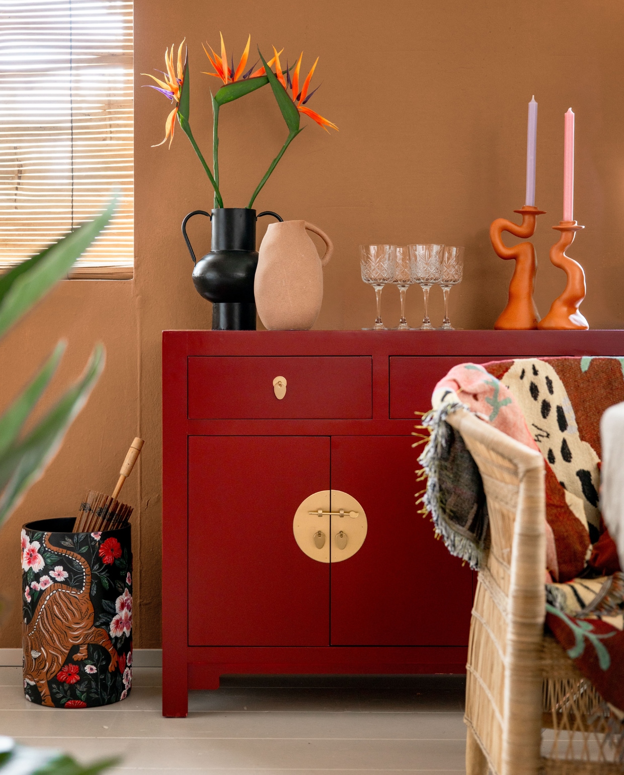 Kandelaar Organic Swirl , Oranje ,Present Time (bij bol.com)