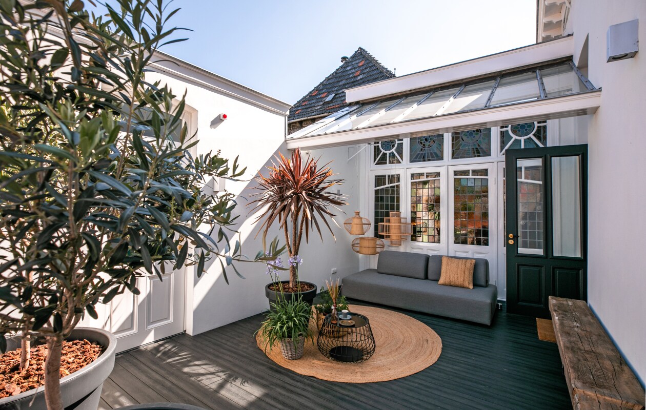 Patio van B&amp;B N10 vtwonen hotspots 06-2023