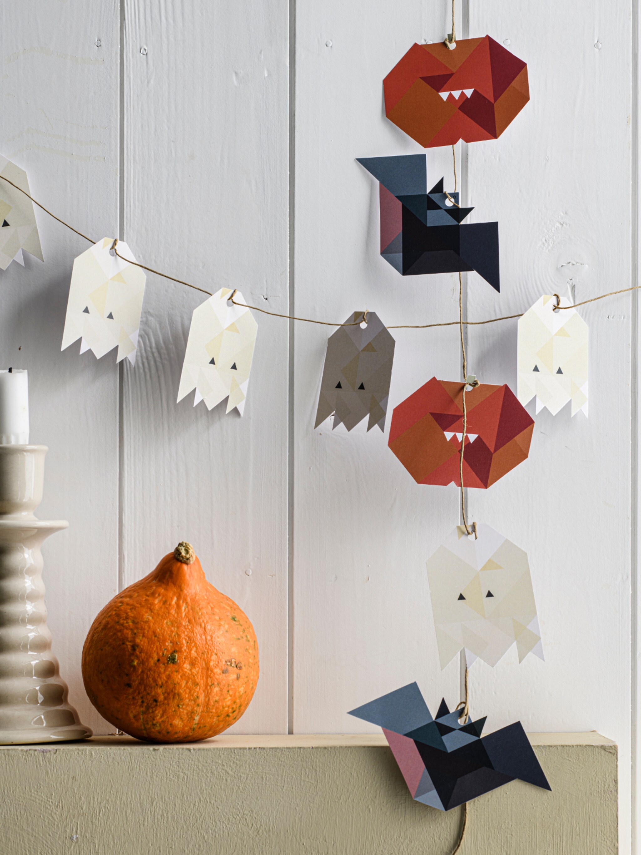 spooky diy knutsel de perfecte halloweenslinger voor in huis