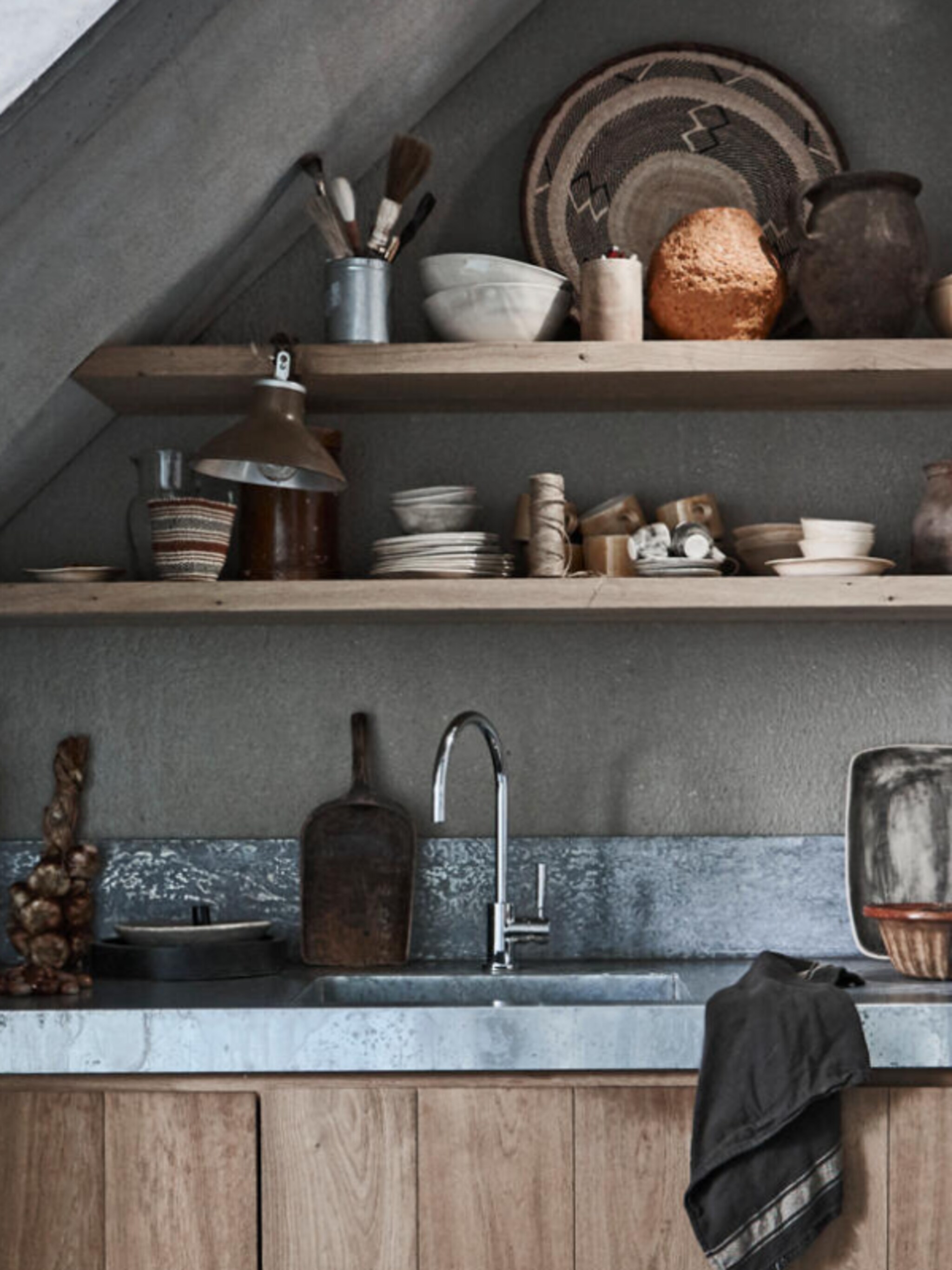 dit is het effect van een houten wandplank in de keuken
