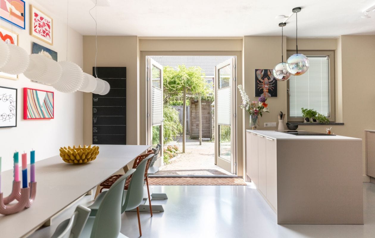 eethoek en keuken Uitgeest Weer verliefd op je huis aflevering 2 seizoen 19 | styling Eva van de Ven | fotografie Margriet Hoekstra