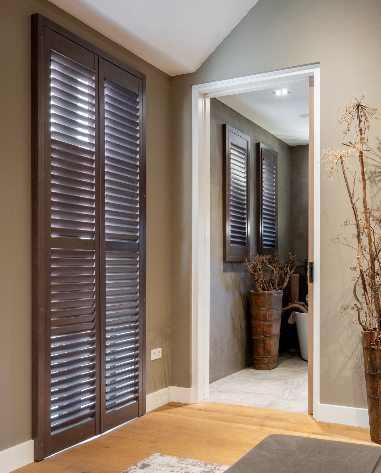 stapel op shutters 7 redenen om voor shutters te kiezen