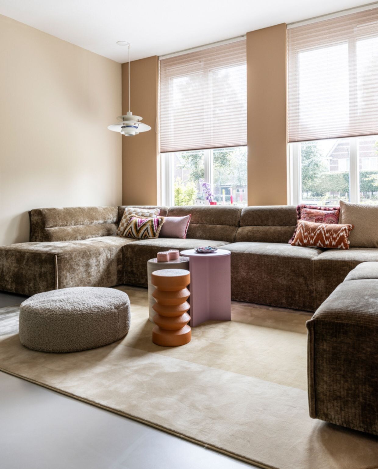 Weer verliefd op je huis aflevering 2 seizoen 19, Eva in Uitgeest, zithoek Weer verliefd op je huis aflevering 2 seizoen 19 | styling Eva van de Ven | fotografie Margriet Hoekstra