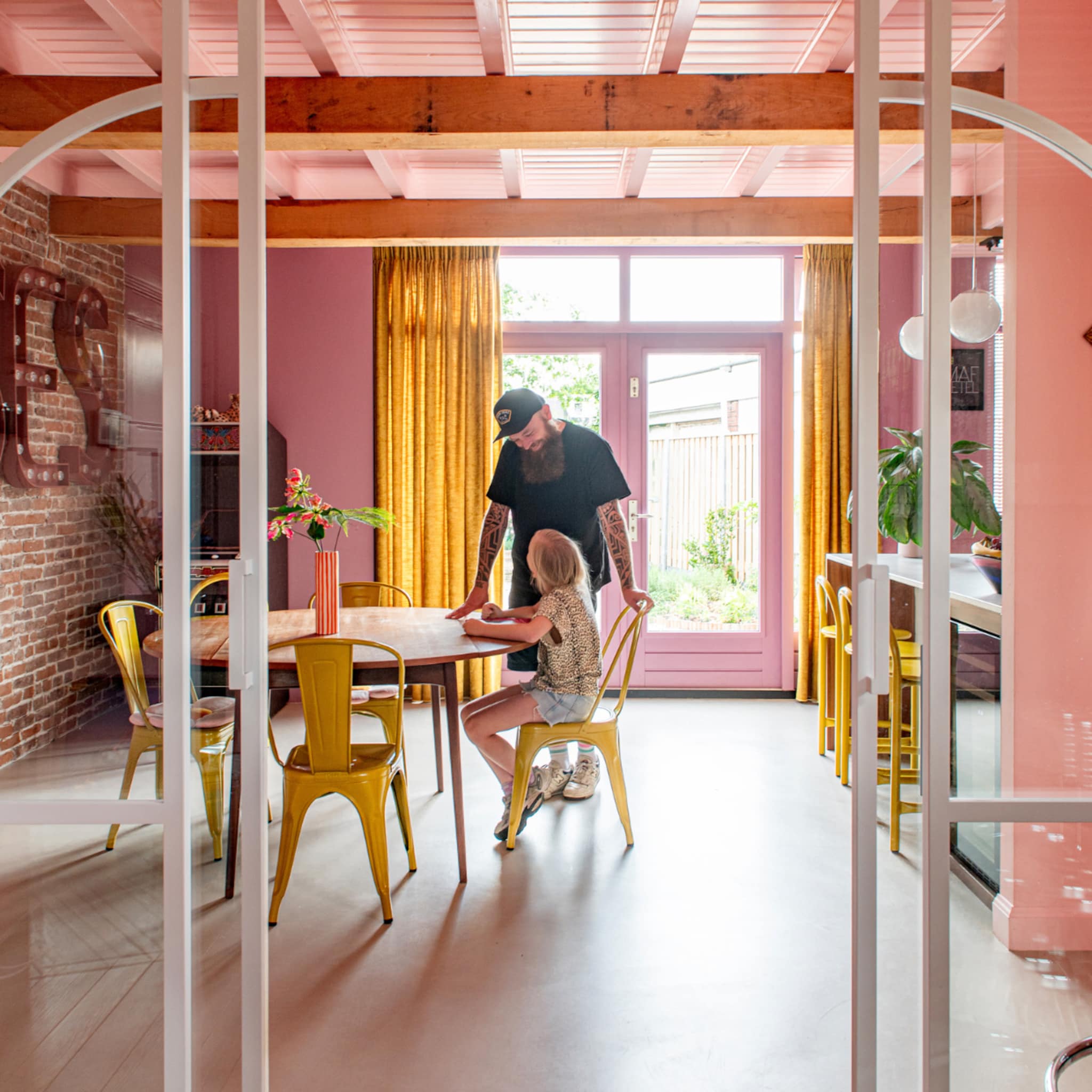 4x binnenkijken in woningen vol roze