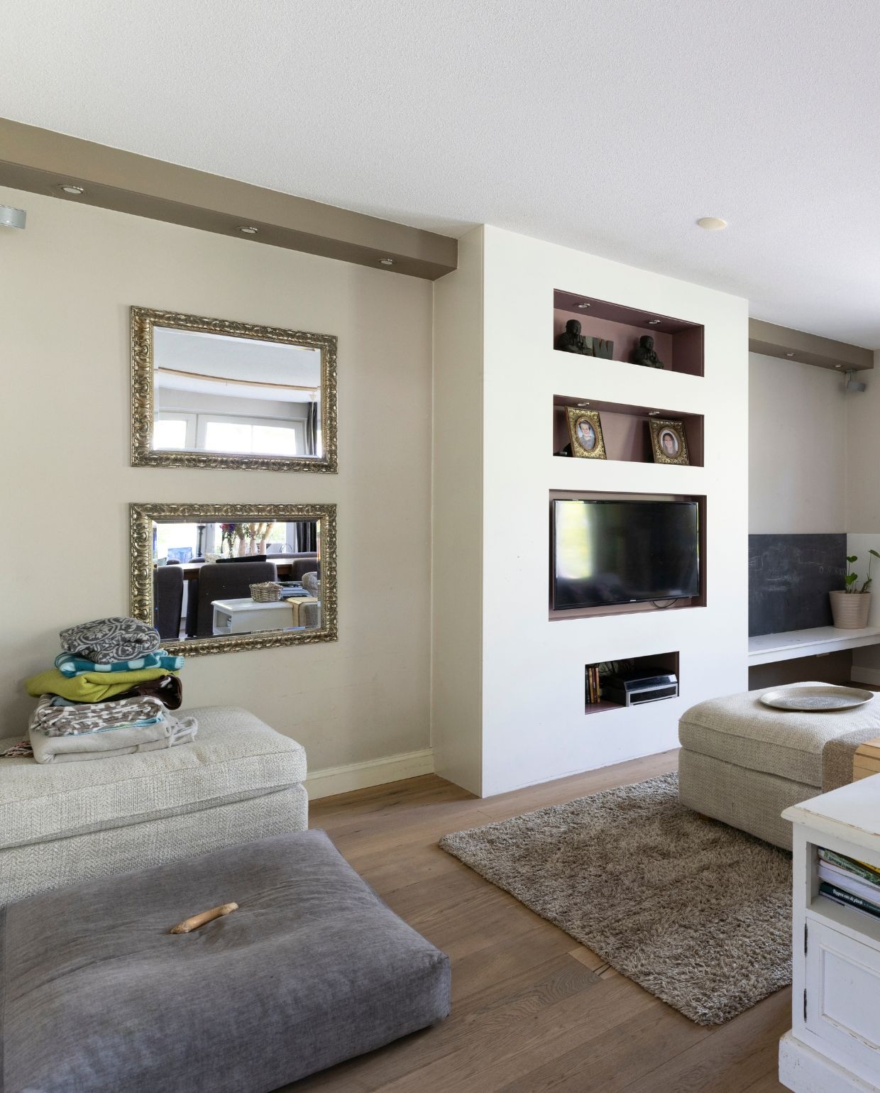 Weer verliefd op je huis aflevering 3 seizoen 19, Frans in Den Haag, oude zithoek Weer verliefd op je huis aflevering 3 seizoen 19 | styling Frans Uyterlinde | fotografie Sonja Velda
