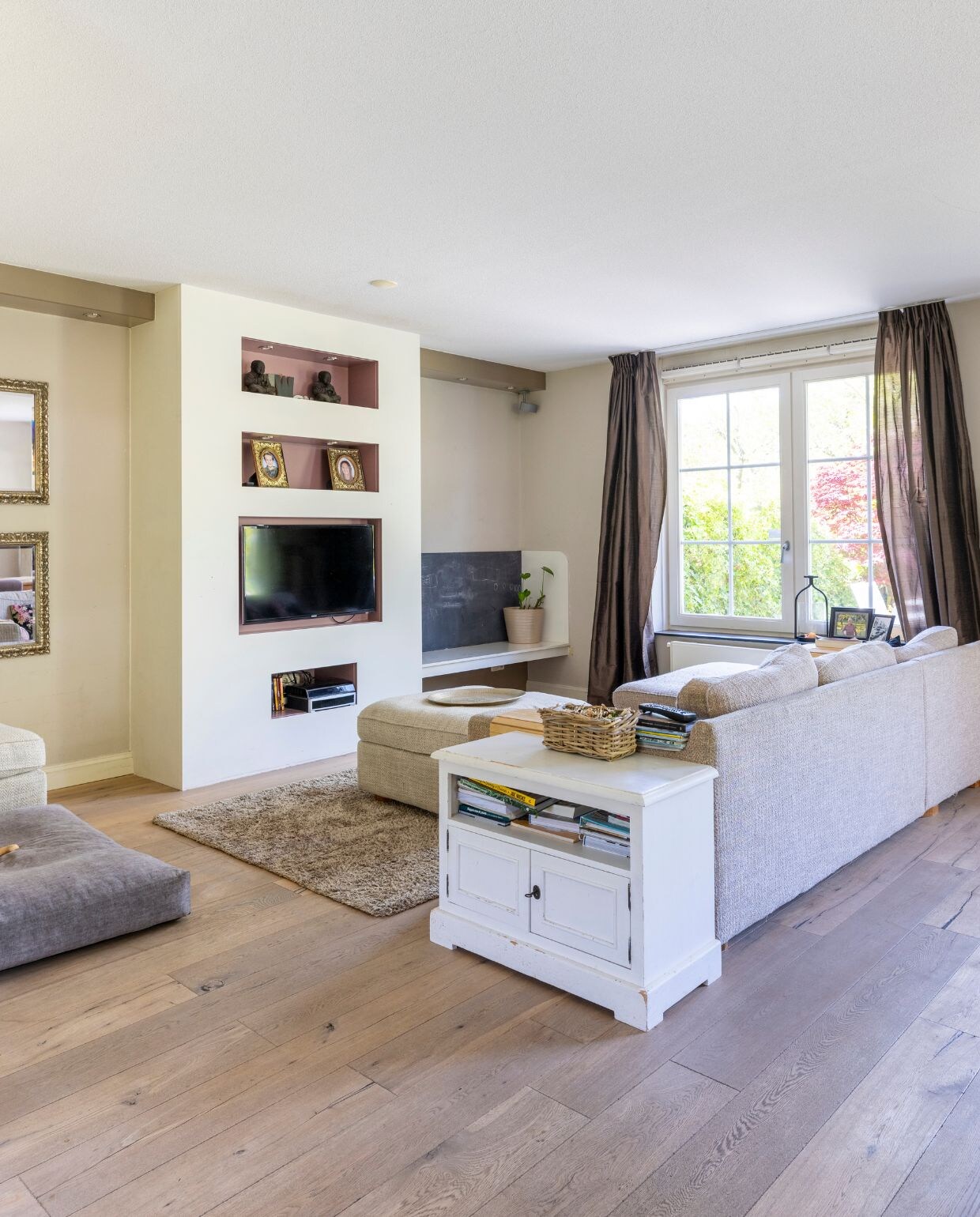 Weer verliefd op je huis aflevering 3 seizoen 19, Frans in Den Haag, oude zithoek Weer verliefd op je huis aflevering 3 seizoen 19 | styling Frans Uyterlinde | fotografie Sonja Velda