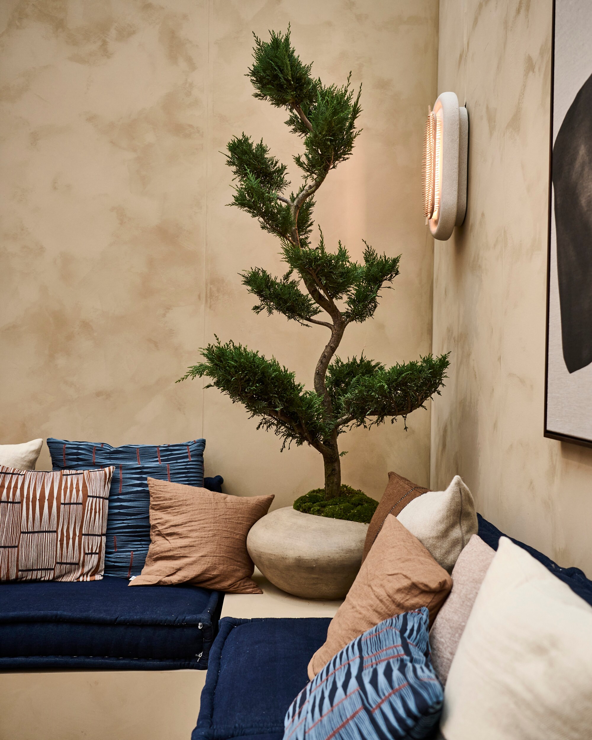 vt wonen&amp;design beurs 2023 Midnight Japandi van Liza vtwonen | Fotografie Sjoerd Eickmans, styling Liza Wassenaar