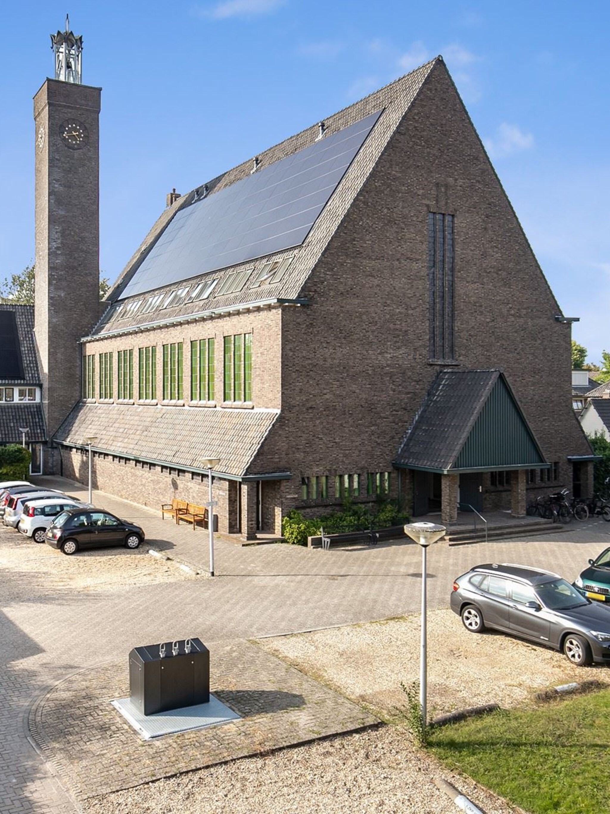 funda parel van voormalige kerk naar moderne en super de luxe stadswoning