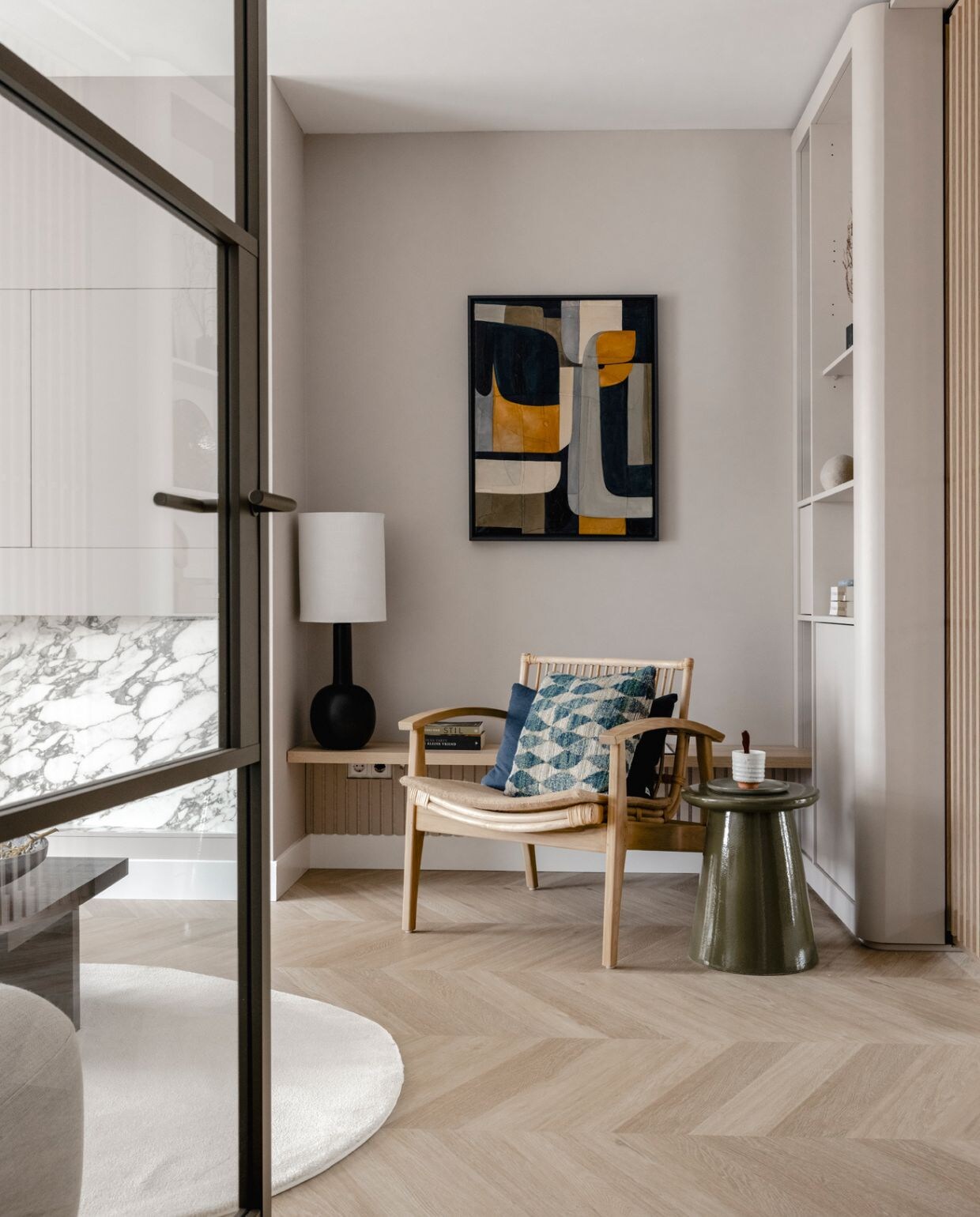 Weer verliefd op je huis aflevering 5 seizoen 19, Liza in Urk, fauteuil Weer verliefd op je huis aflevering 5 seizoen 19 | styling Liza Wassenaar | fotografie Sonja Velda