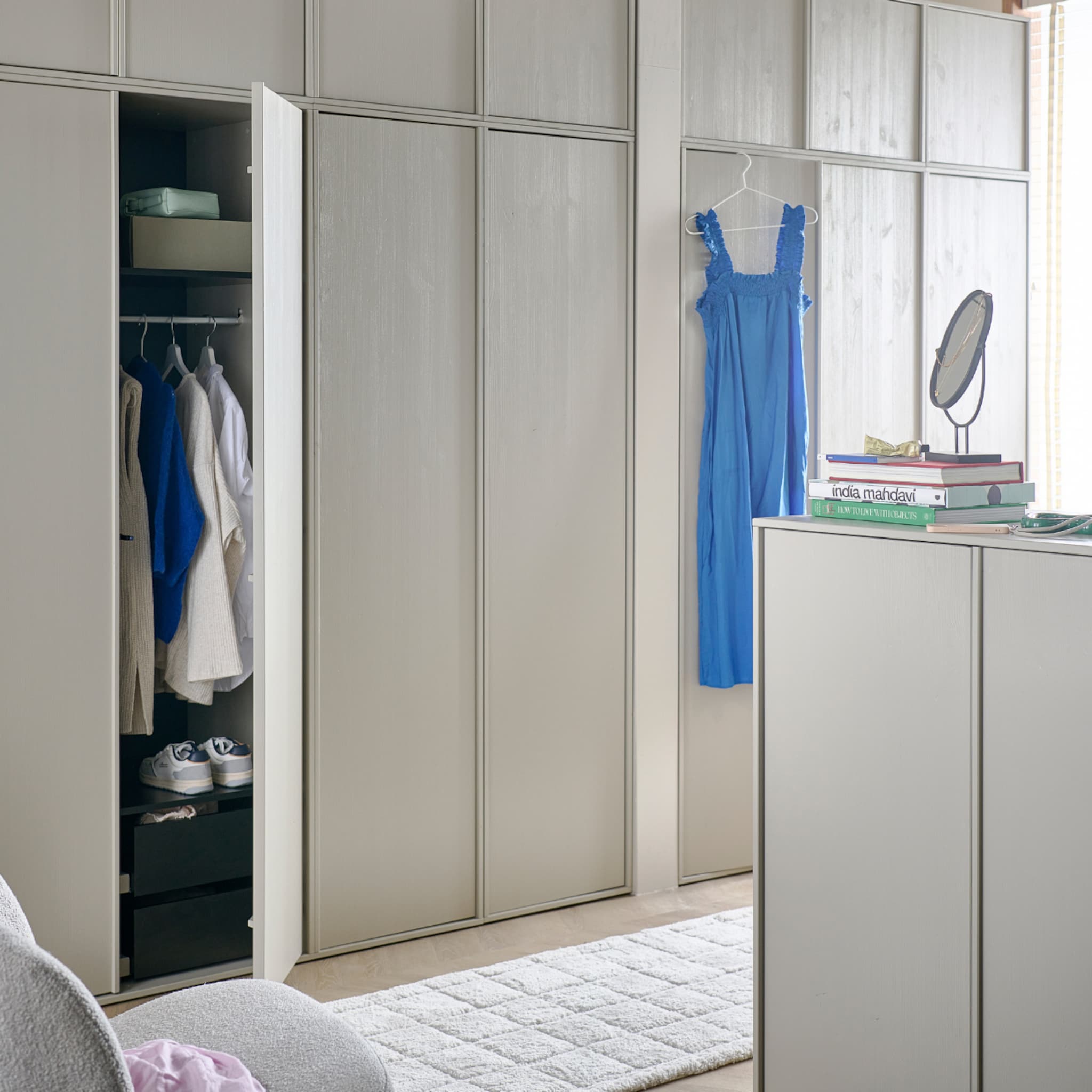 de perfecte kledingkast indelen deze verrassende afmetingen voorkomen een hoop ergernis