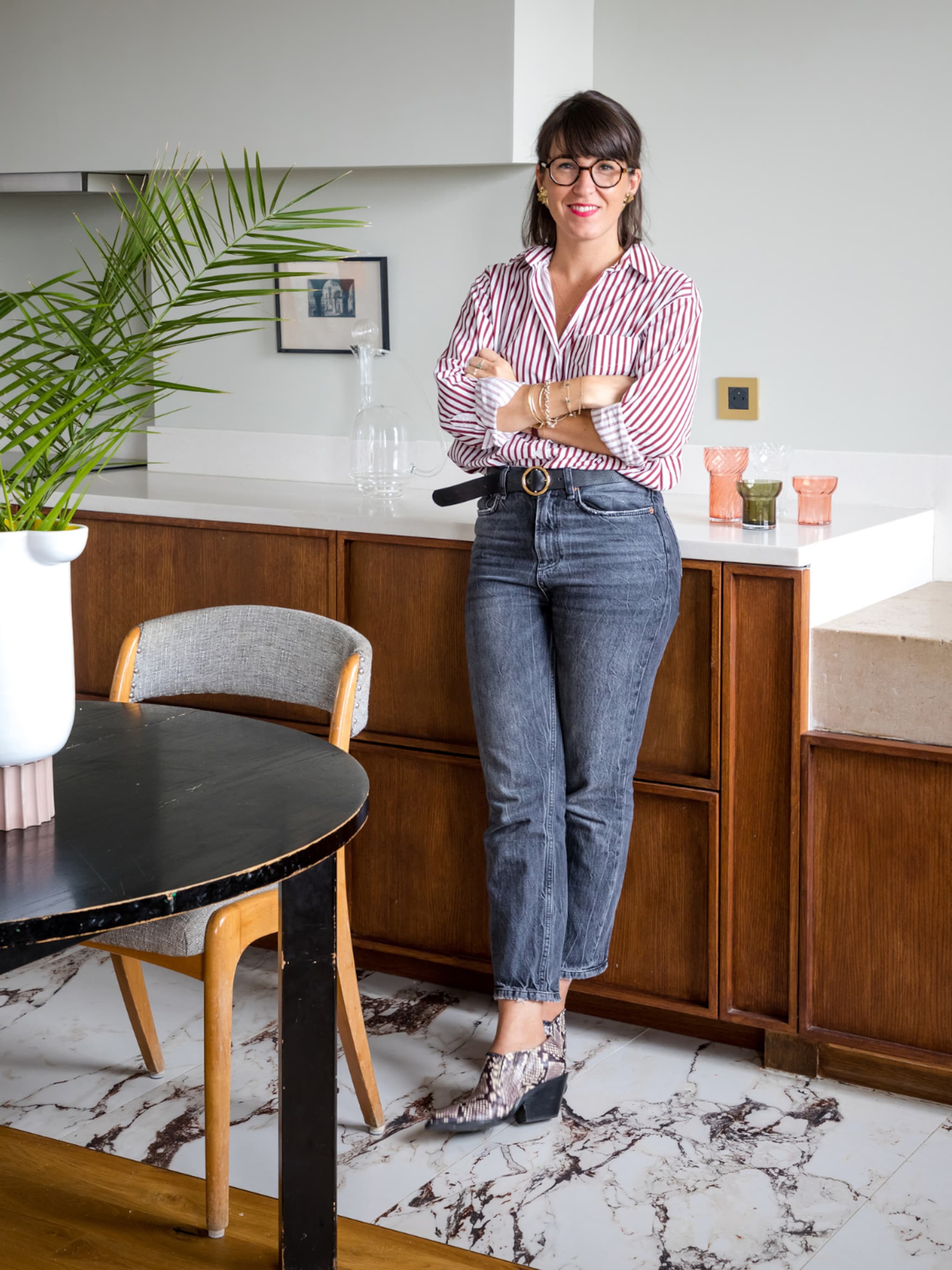 binnenkijken de mooie eigenschappen van dit appartement zijn versterkt door werk van lokale ambachtslieden