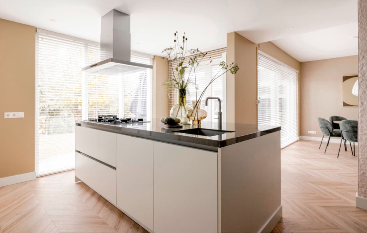 karakteristiek en warm 5 voordelen van een pvc vloer met houtlook